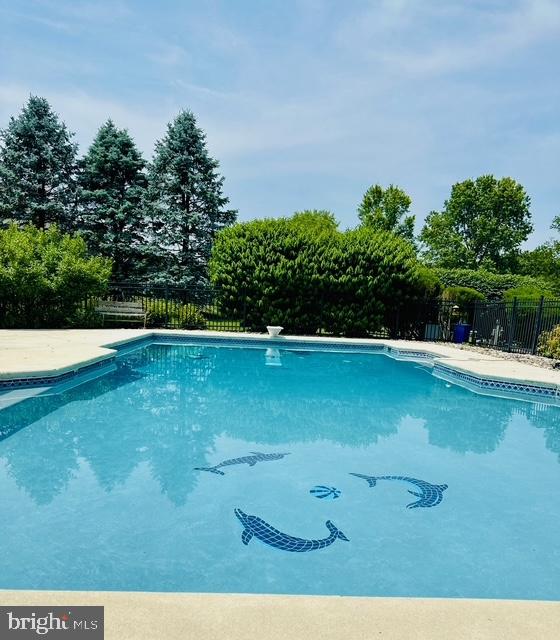 LAUREL HEIGHTS - Residential