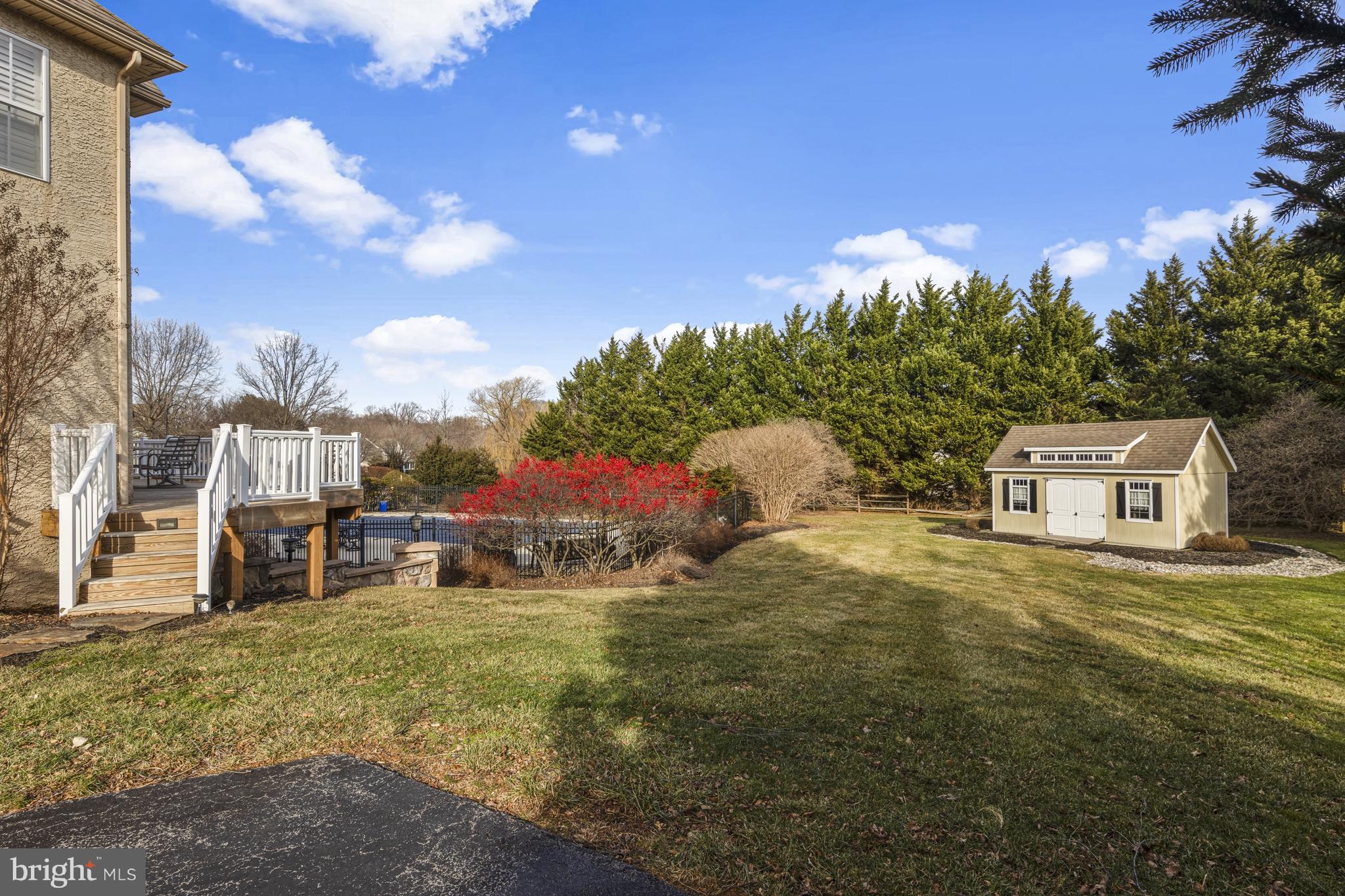 LAUREL HEIGHTS - Residential