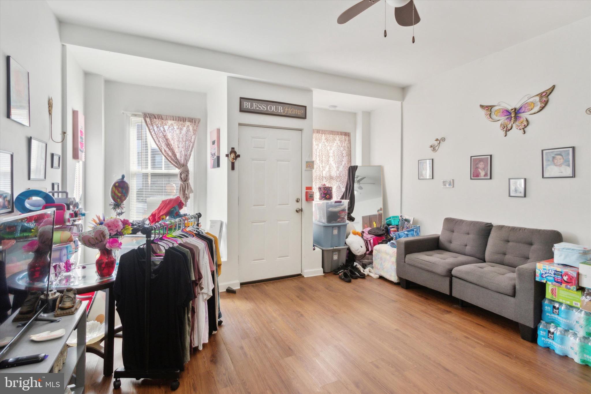 FRANKFORD - Residential Income