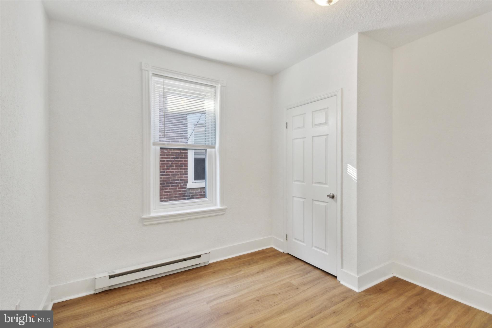 FRANKFORD - Residential Income