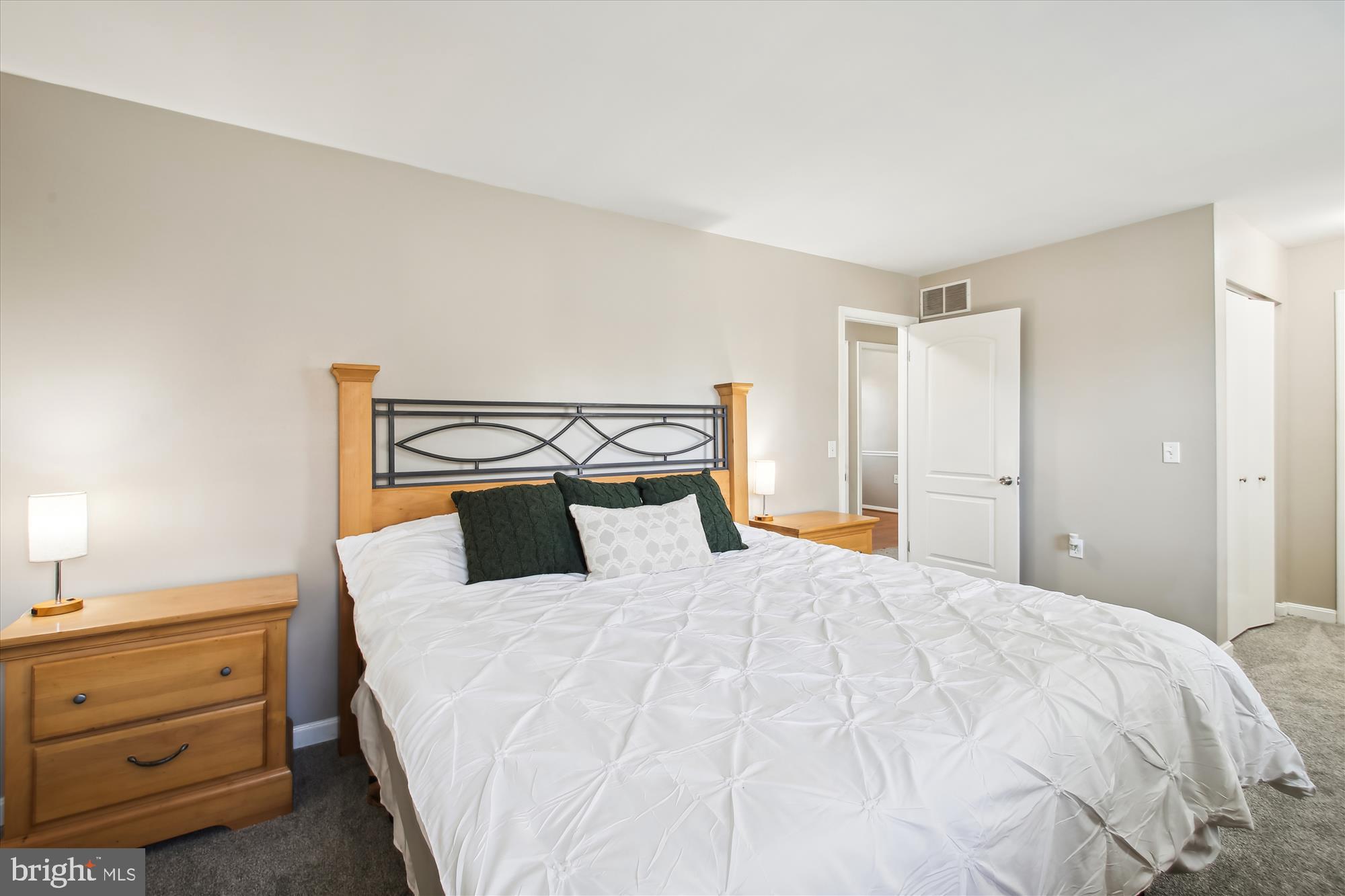 CHESTERFIELD - Residential