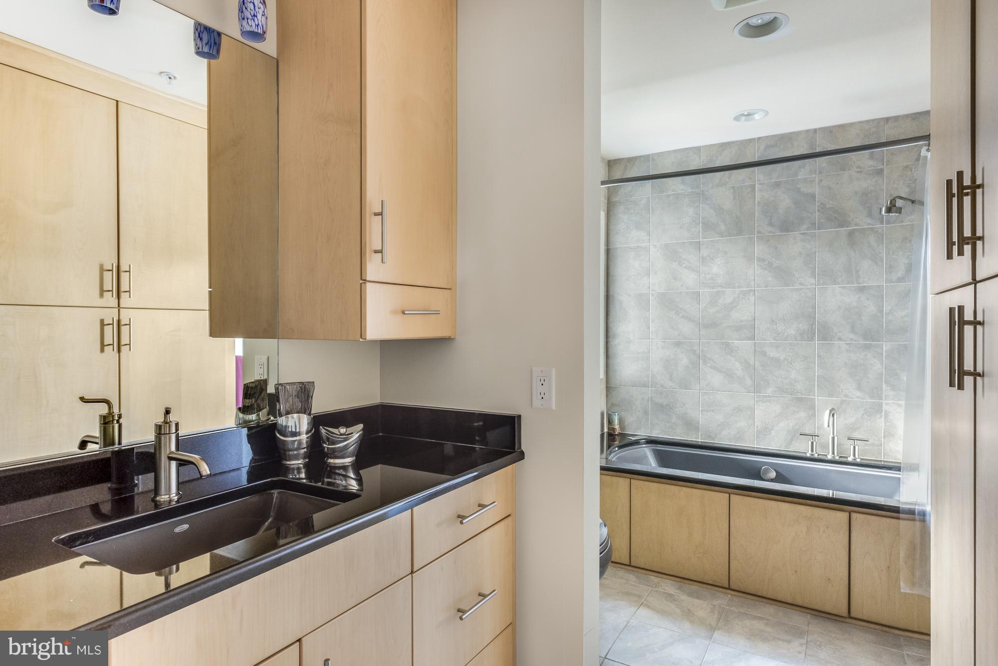 EASTPORT - Residential