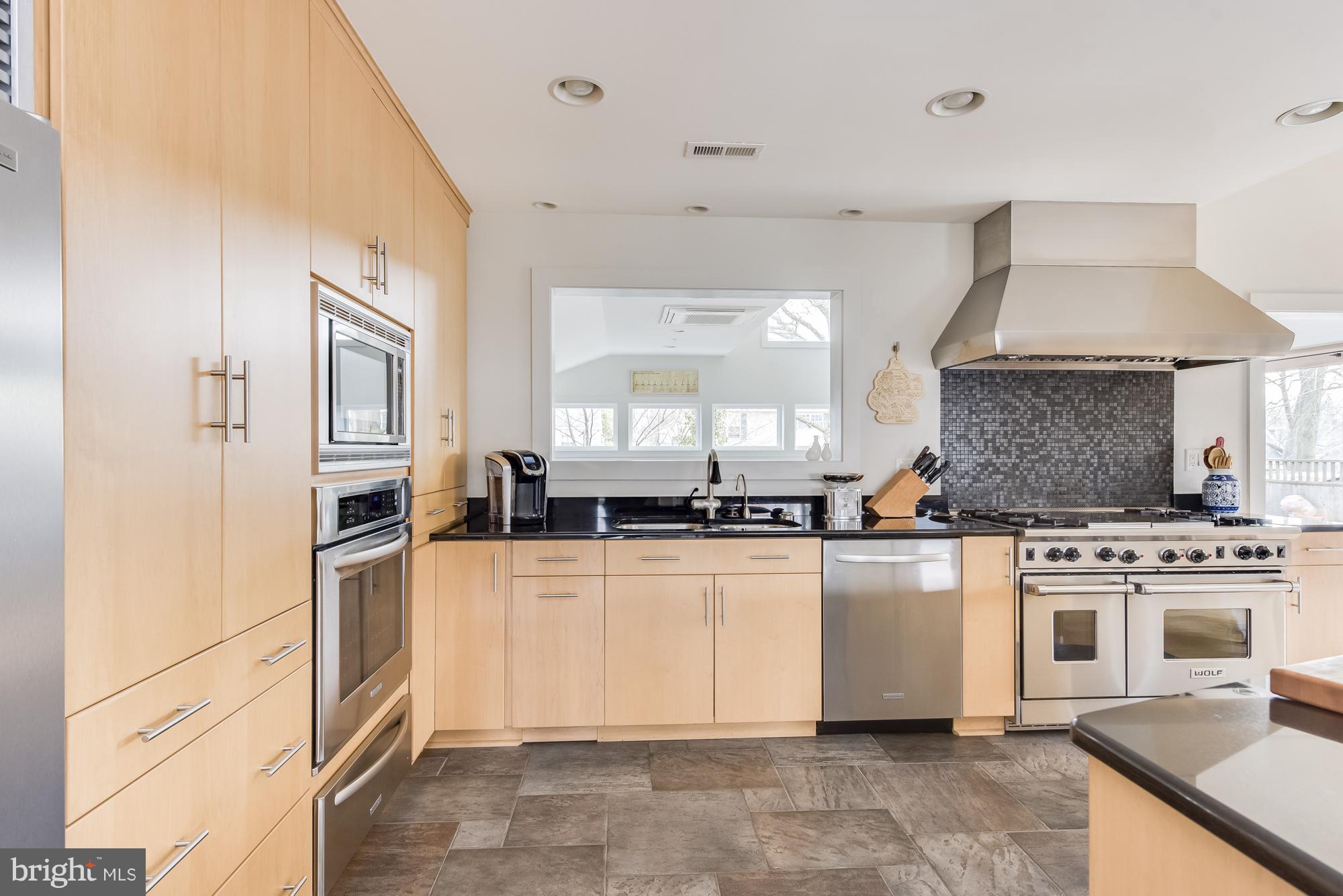 EASTPORT - Residential