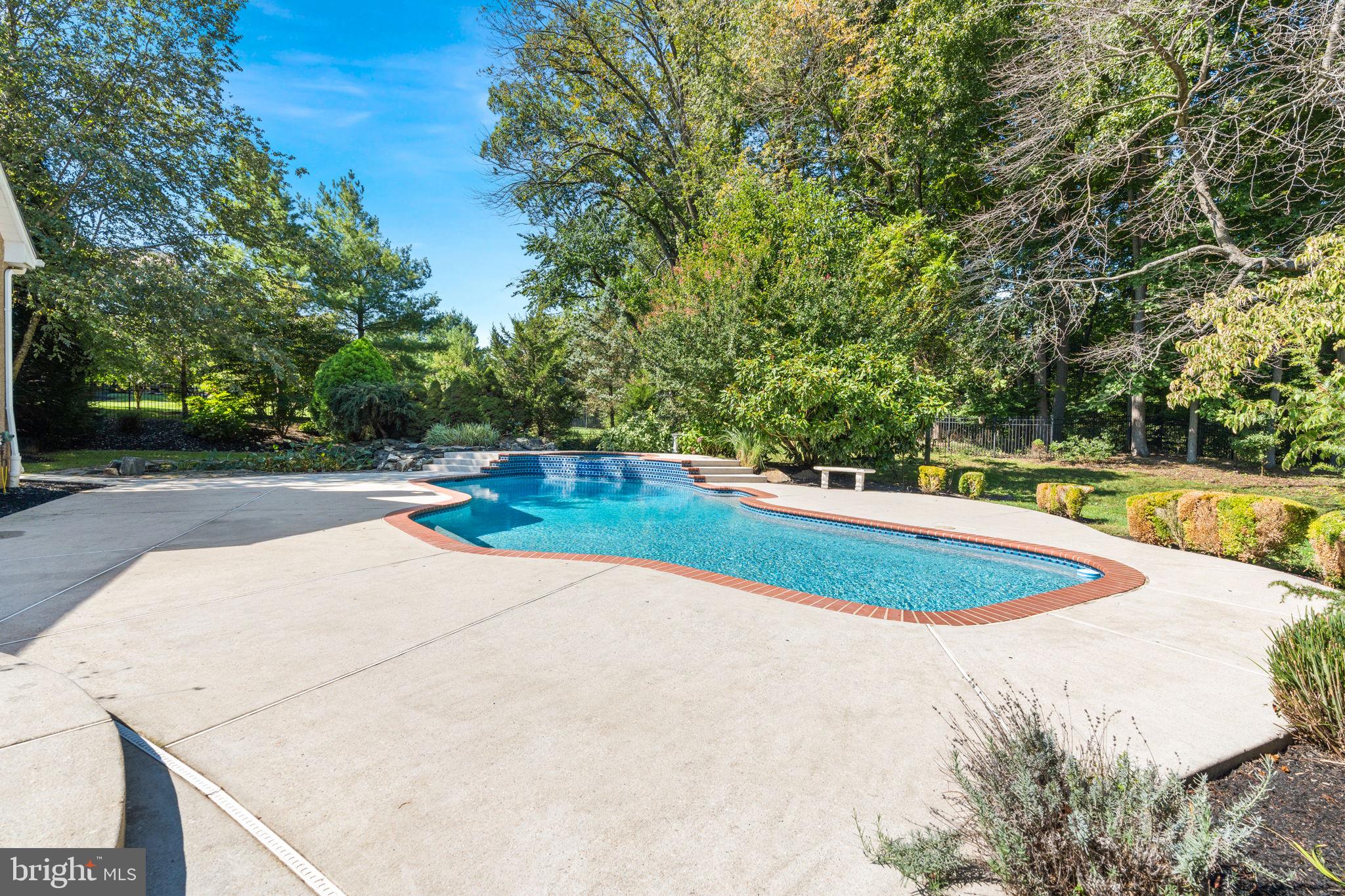 CARLTON NORTH GATE - Residential