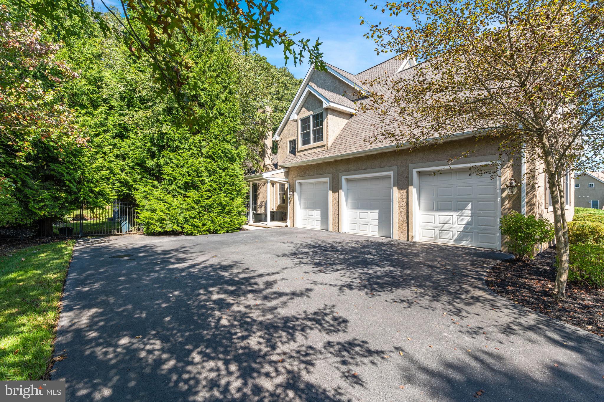 CARLTON NORTH GATE - Residential