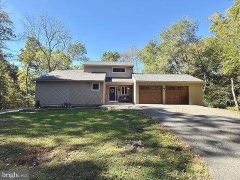 Photo of 13 Shade Rd, OLEY, PA 19547 (MLS # PABK2070944)