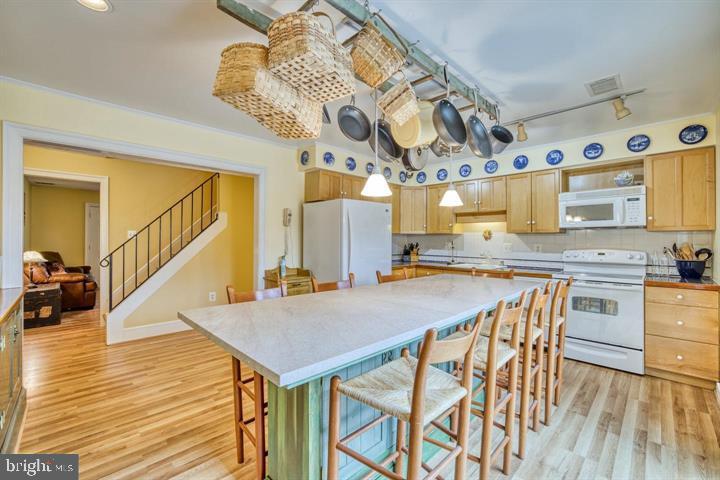 WAVERLY - Residential