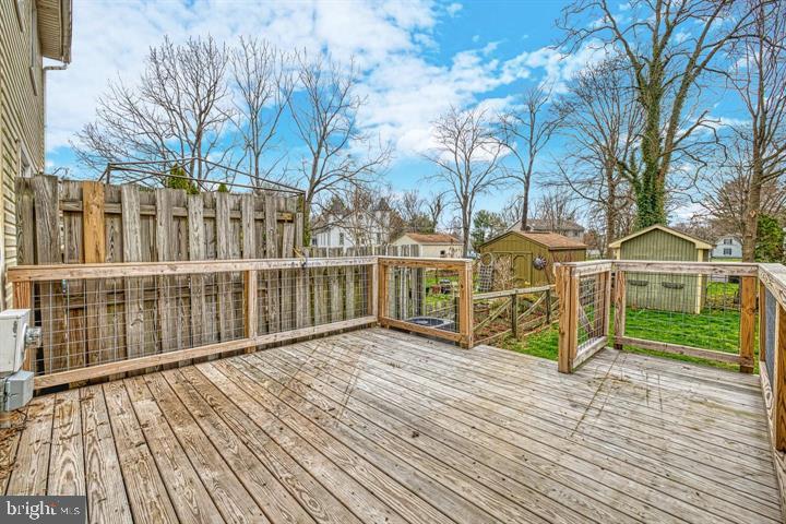 WAVERLY - Residential