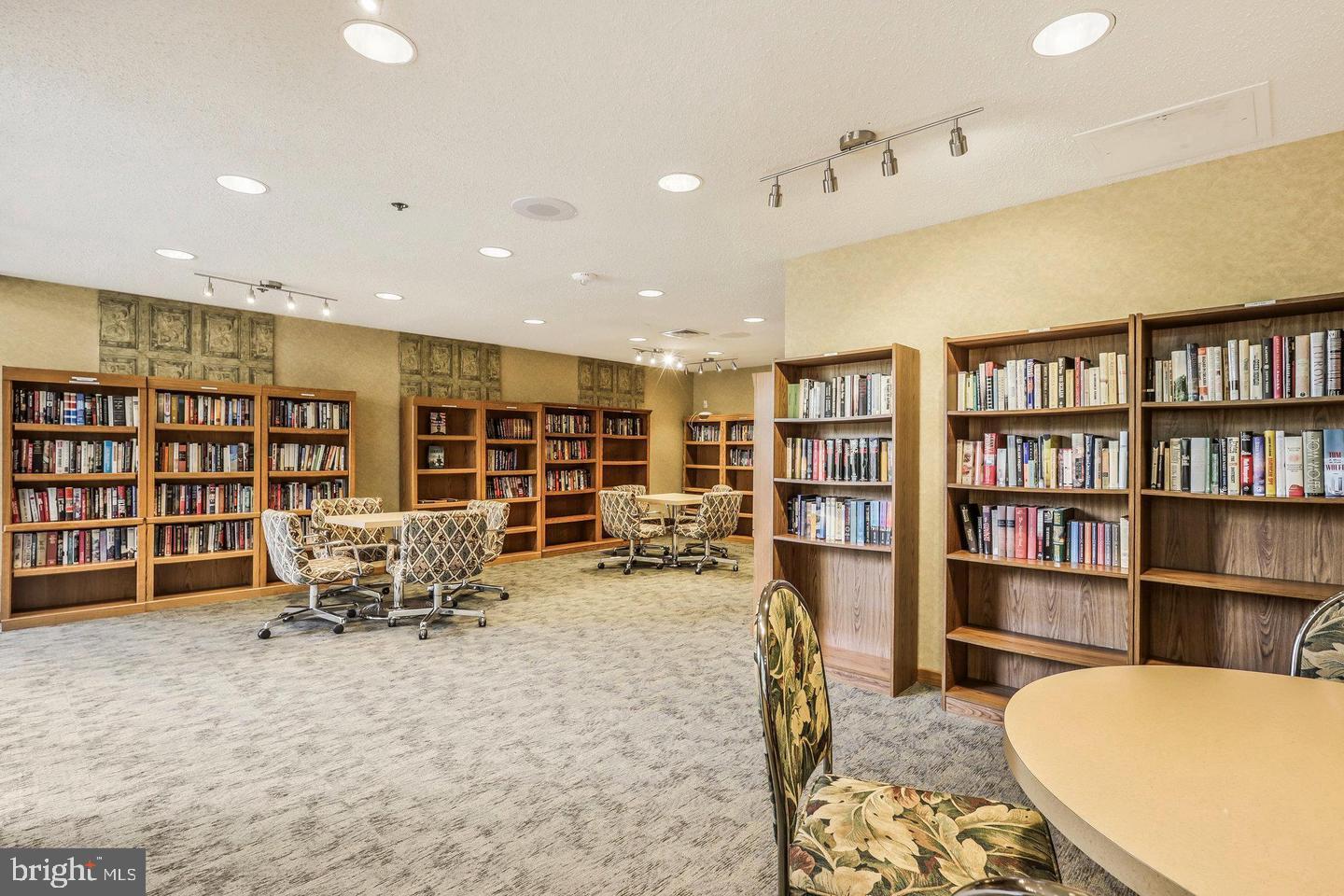 SKYLINE SQUARE CONDO - Residential Lease