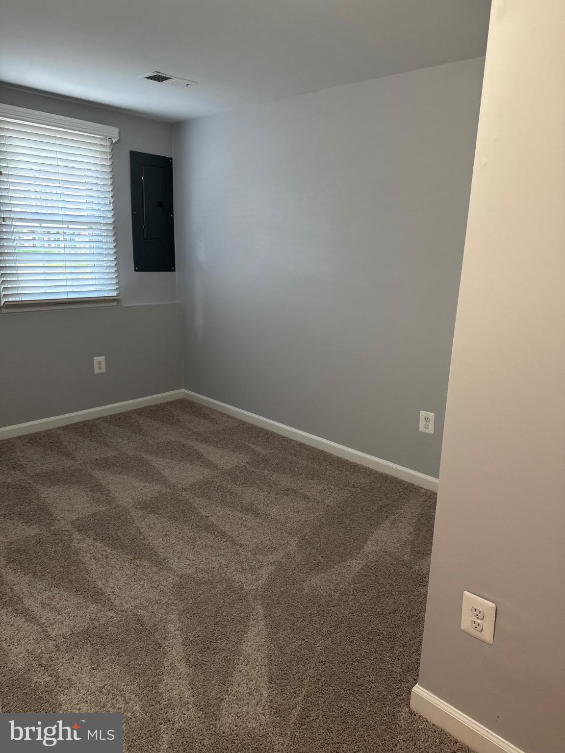 BURKE CENTRE - Residential Lease