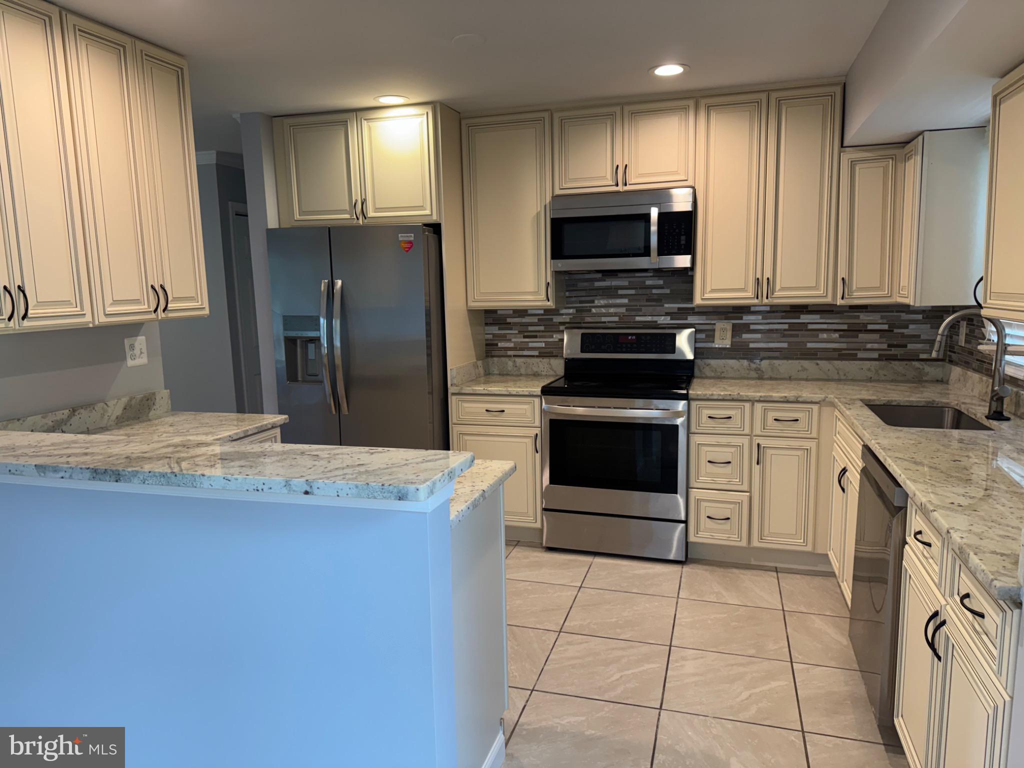 BURKE CENTRE - Residential Lease