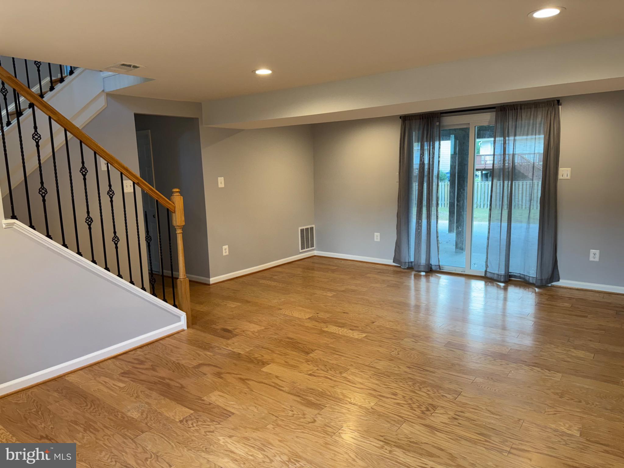 BURKE CENTRE - Residential Lease