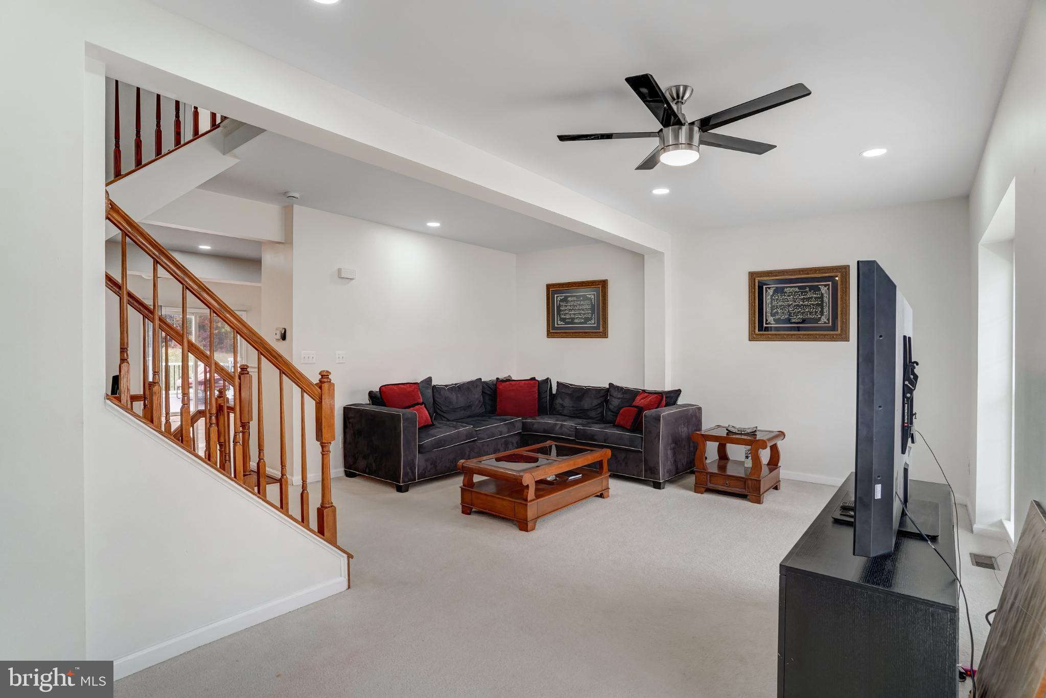 SOMERSET - Residential