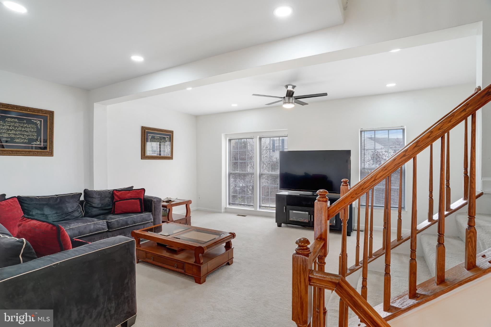 SOMERSET - Residential