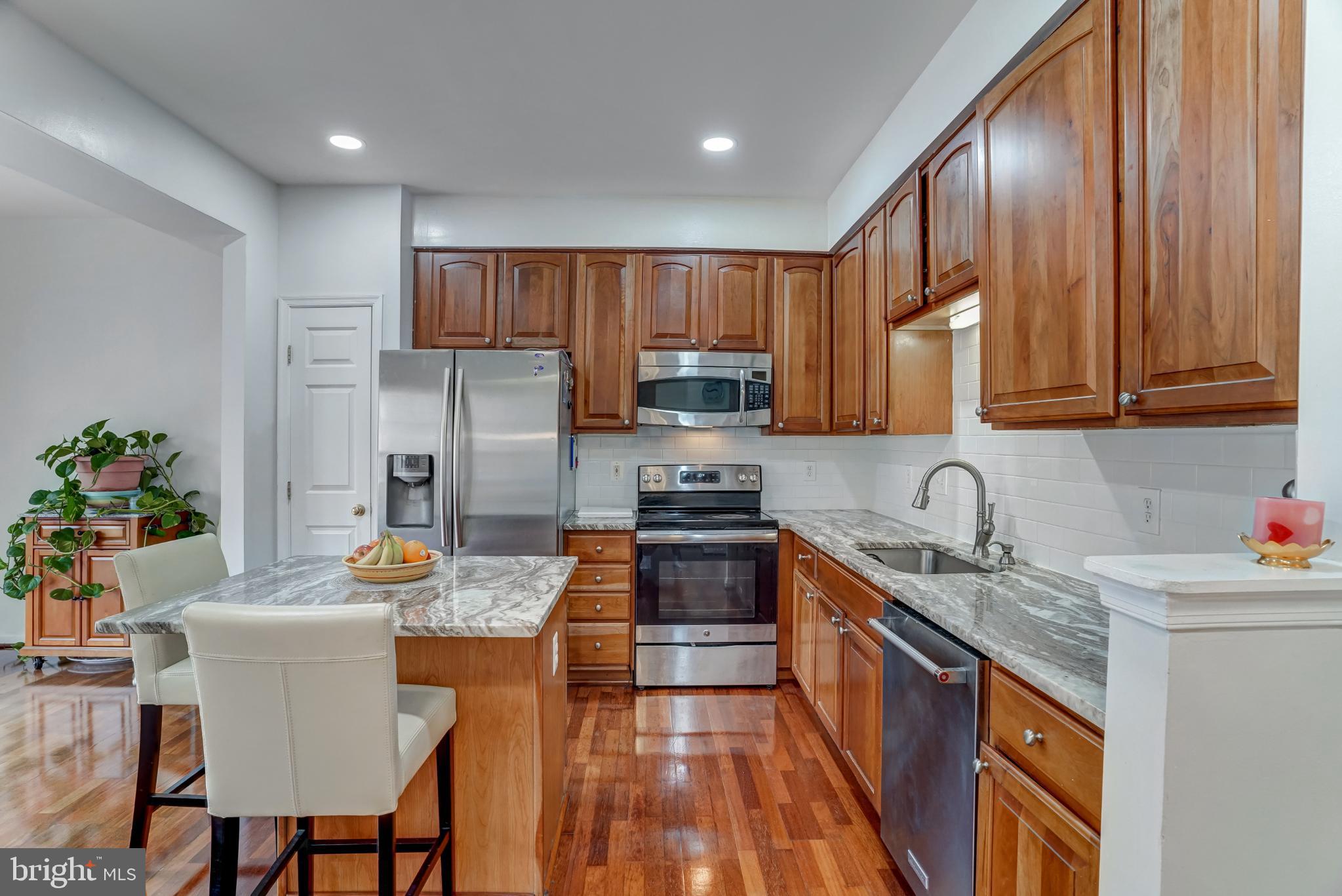 SOMERSET - Residential