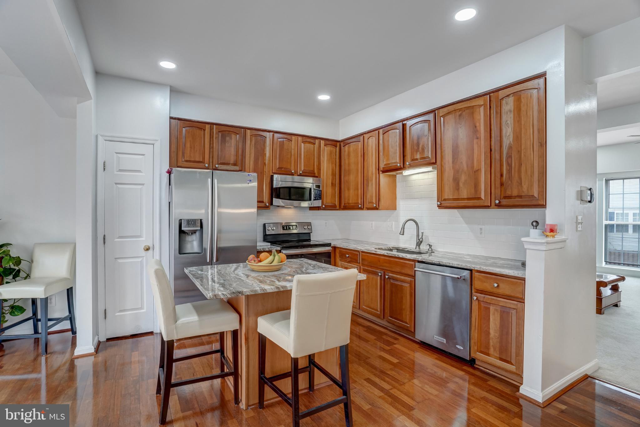 SOMERSET - Residential