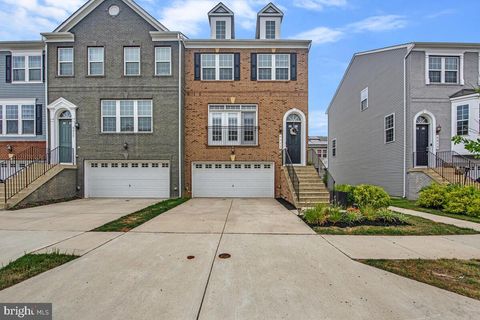 6915 STANSBURY LANE LANDOVER MD 20785