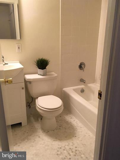 TUSCULUM - Residential Lease