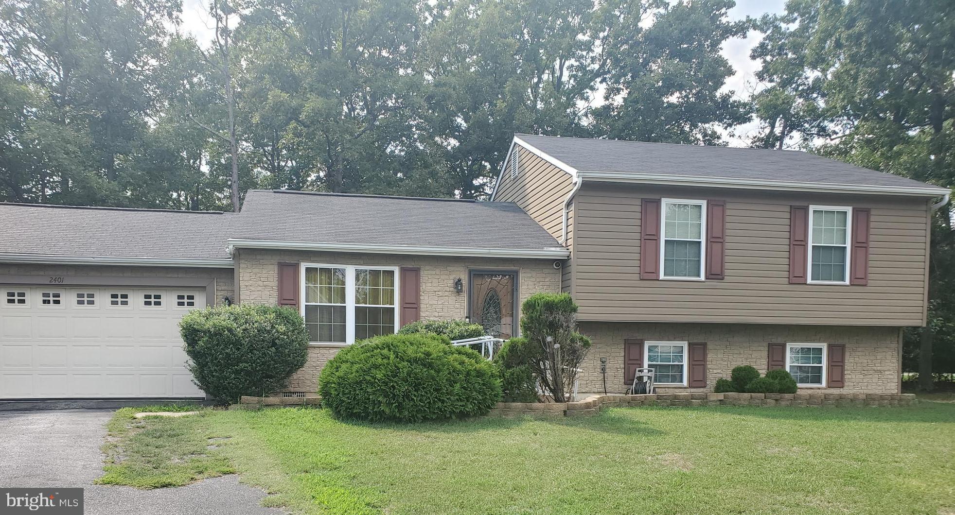 WHITE OAK VILLAGE - Residential