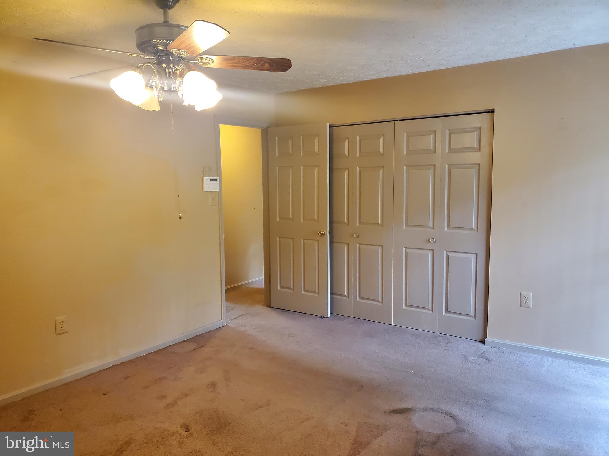 WHITE OAK VILLAGE - Residential