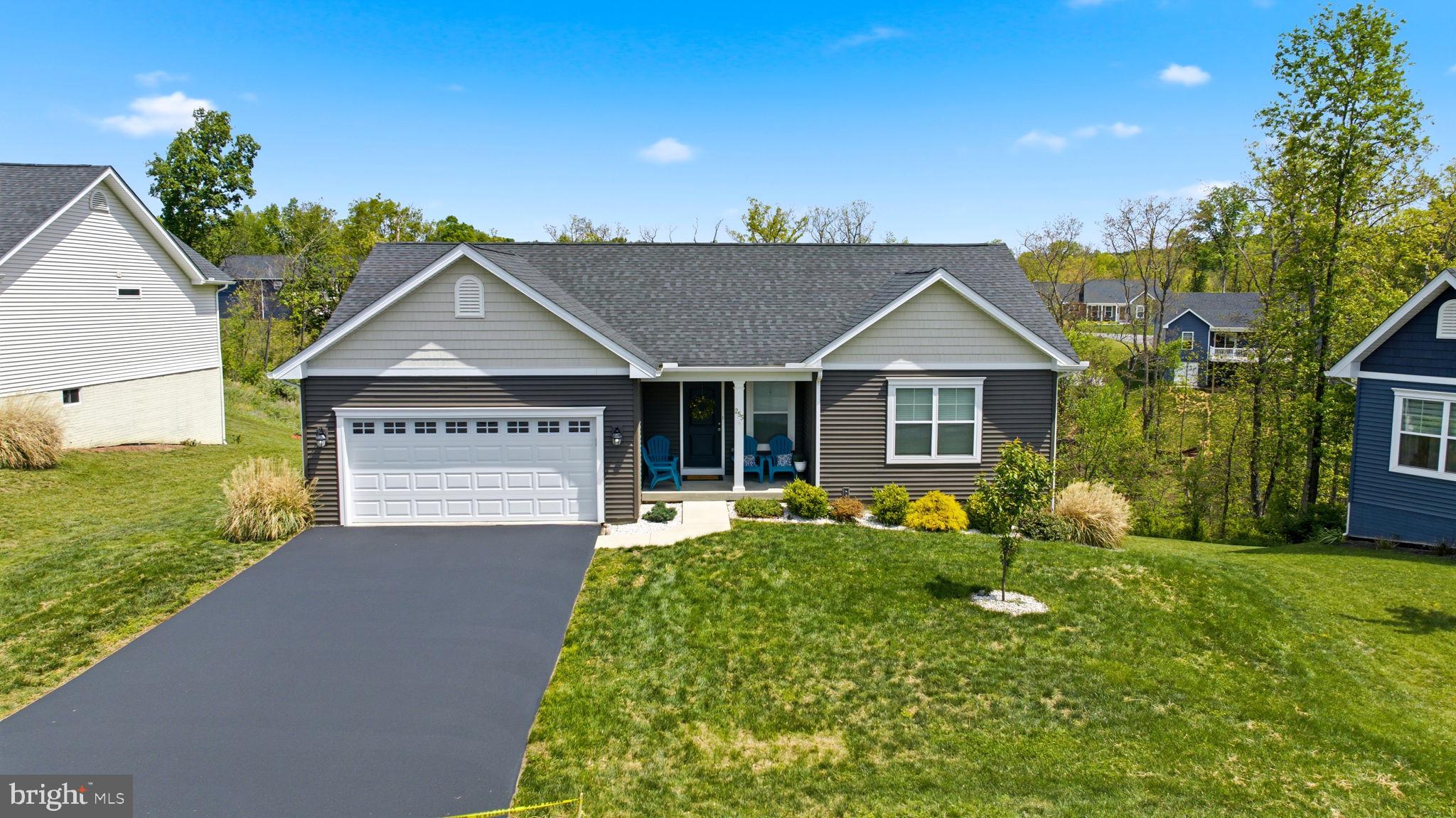 BRIDLE CREEK - Residential