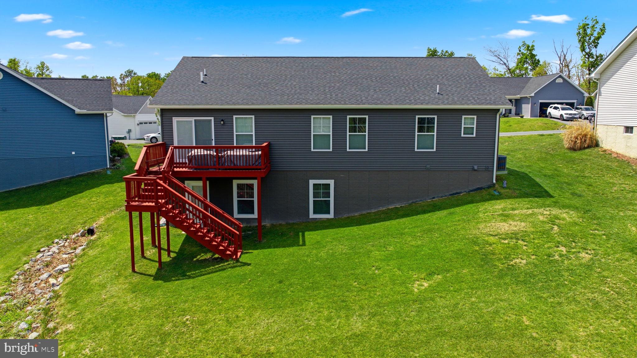 BRIDLE CREEK - Residential