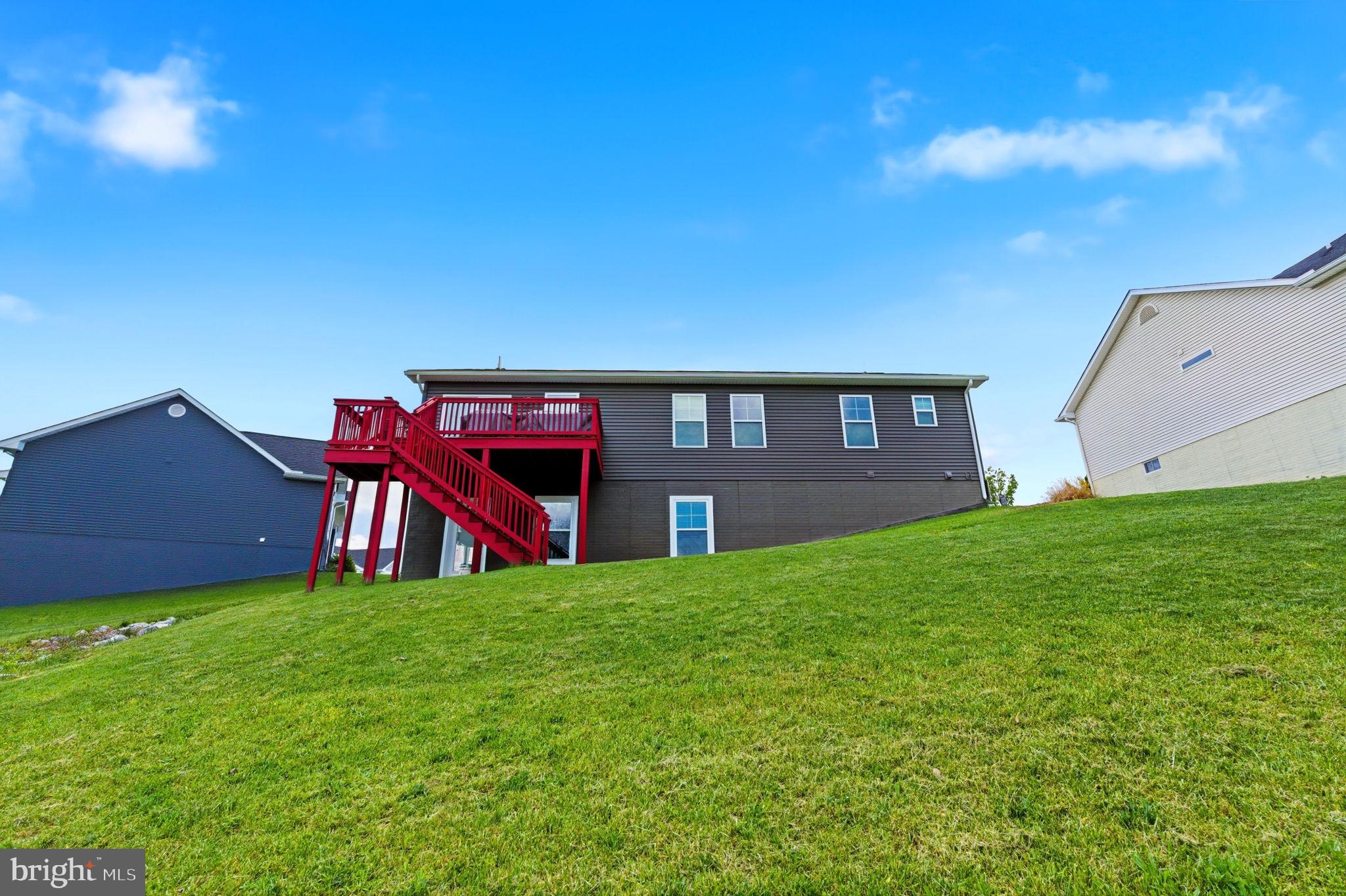 BRIDLE CREEK - Residential
