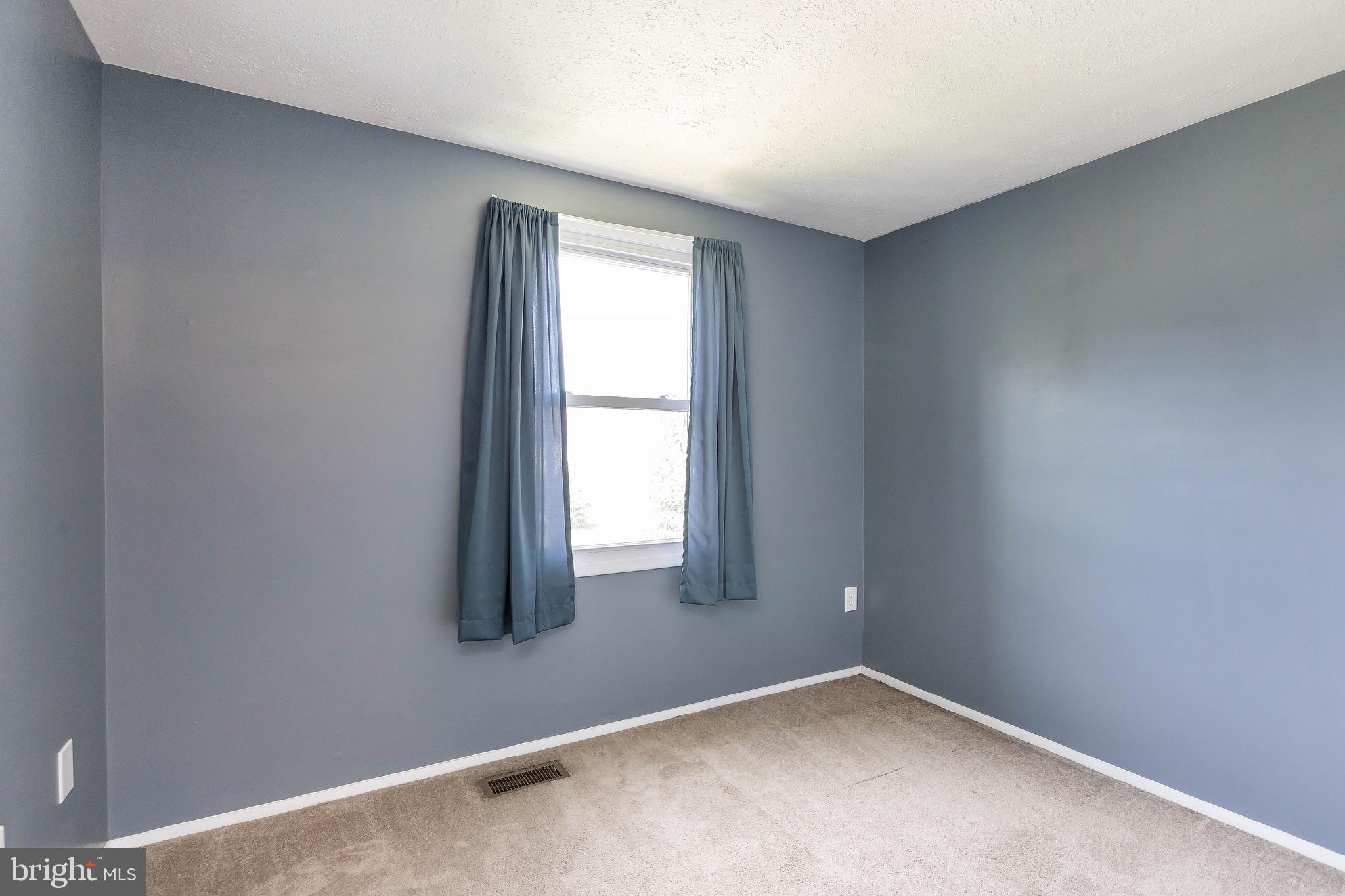 AMBER MEADOWS - Residential