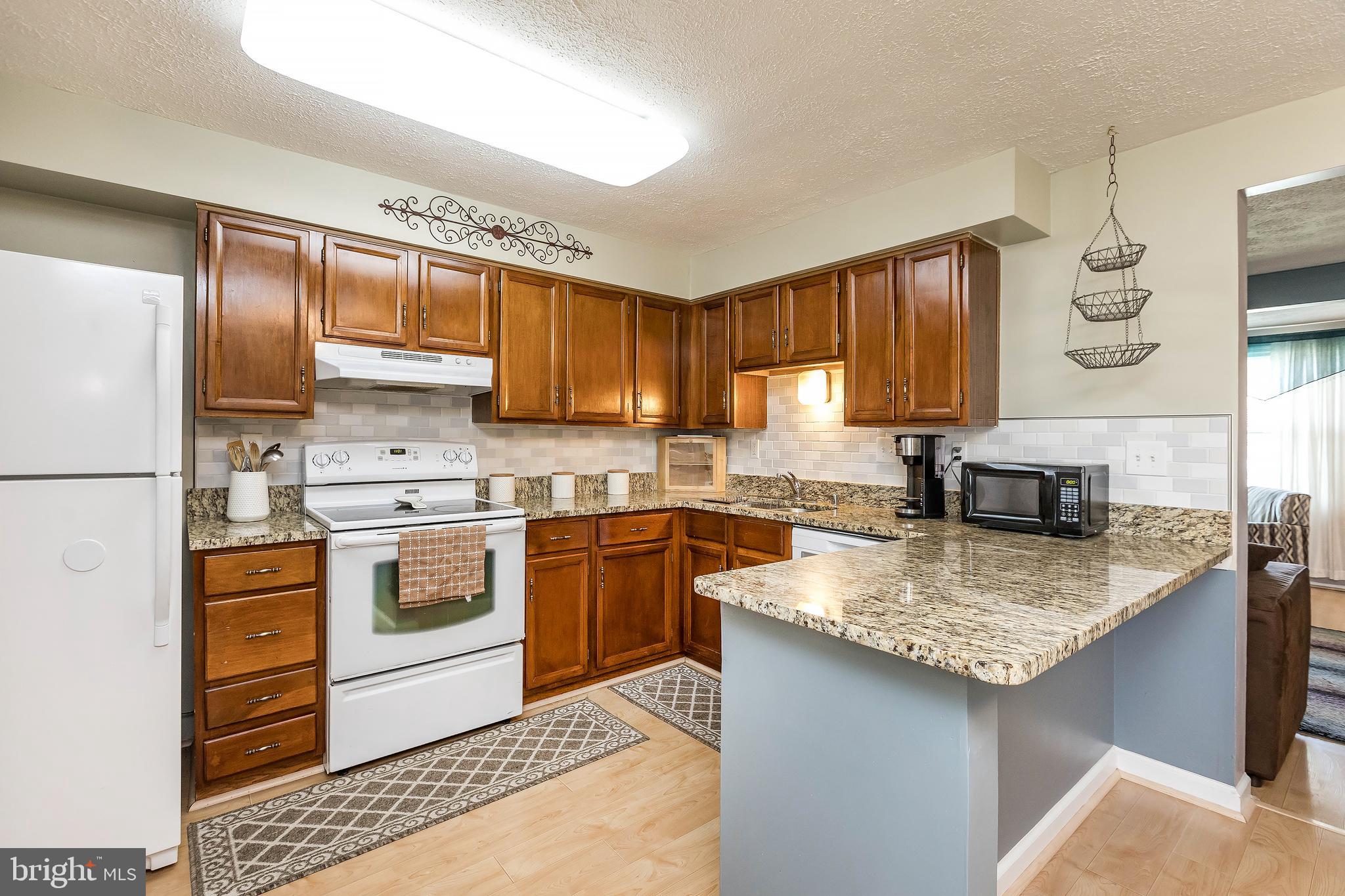 AMBER MEADOWS - Residential