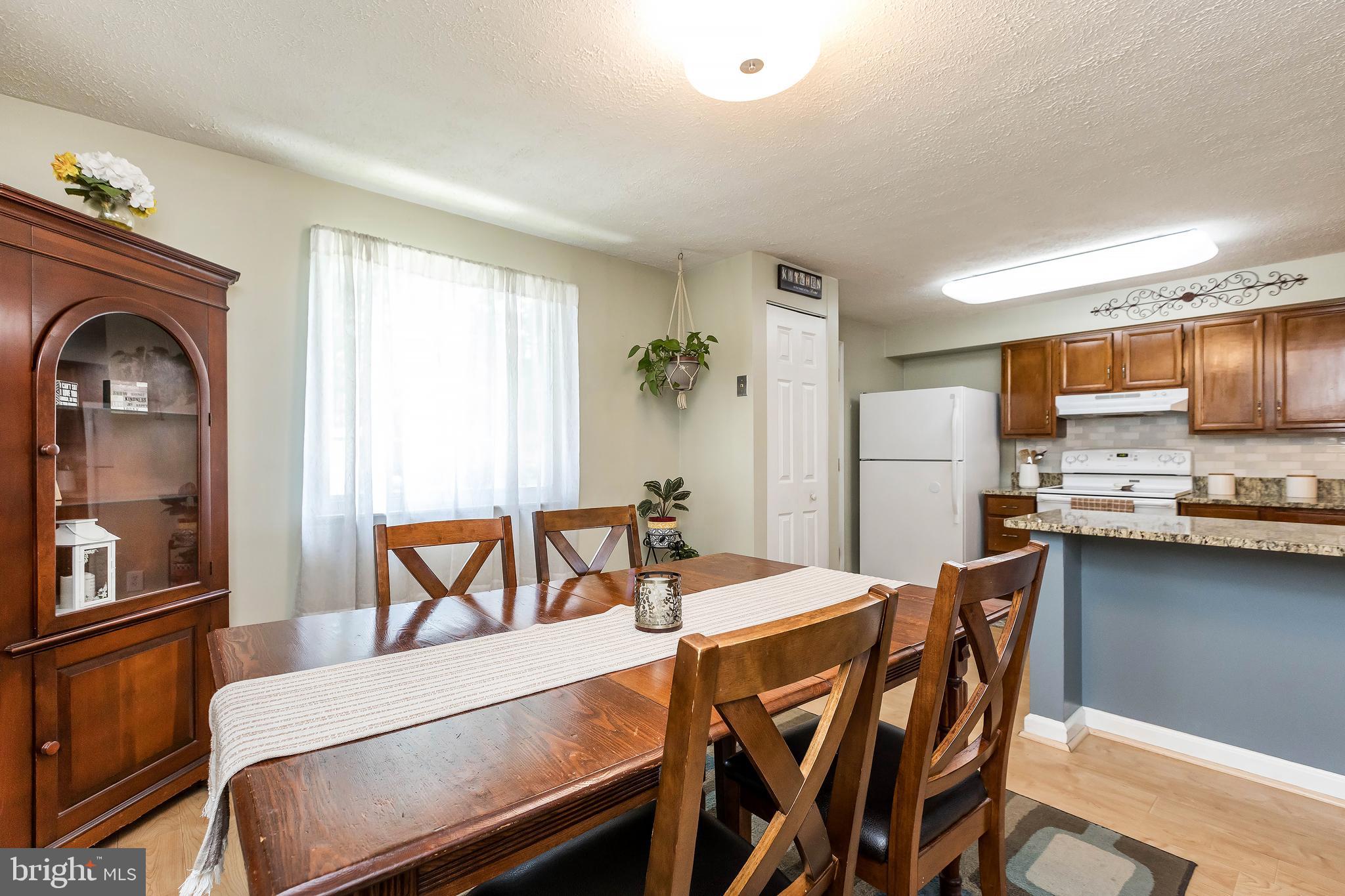 AMBER MEADOWS - Residential