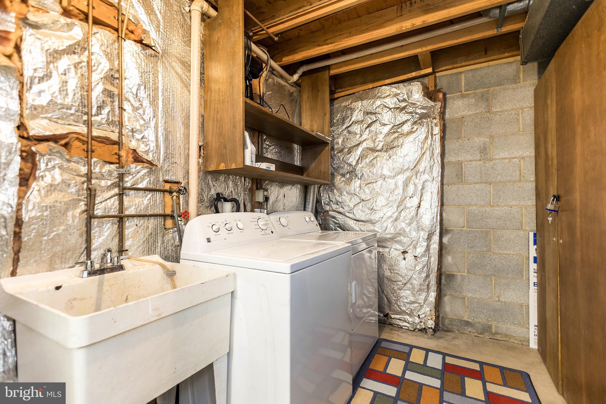 AMBER MEADOWS - Residential