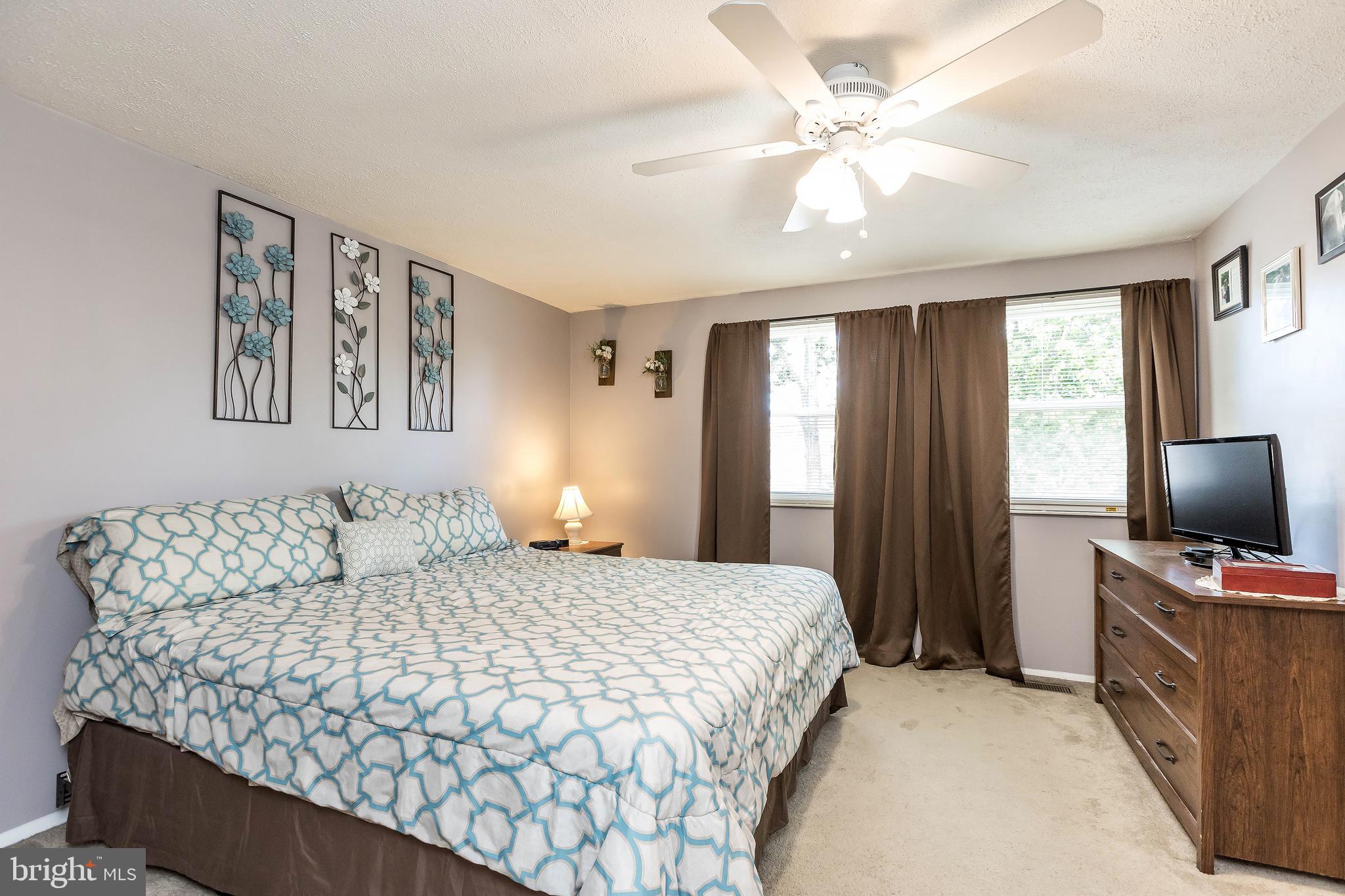 AMBER MEADOWS - Residential