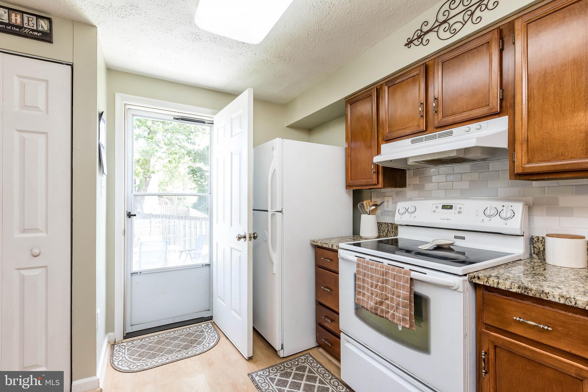 AMBER MEADOWS - Residential