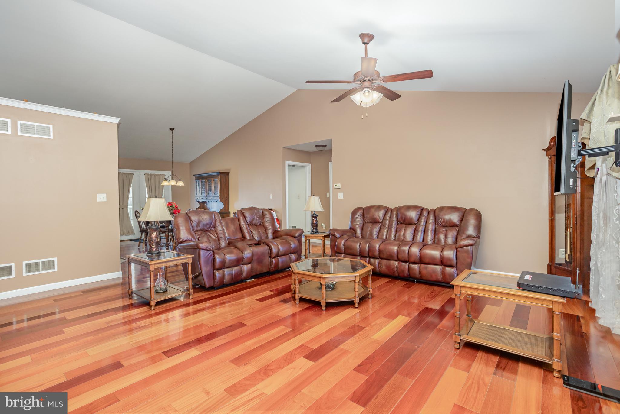 BROOKSHIRE - Residential