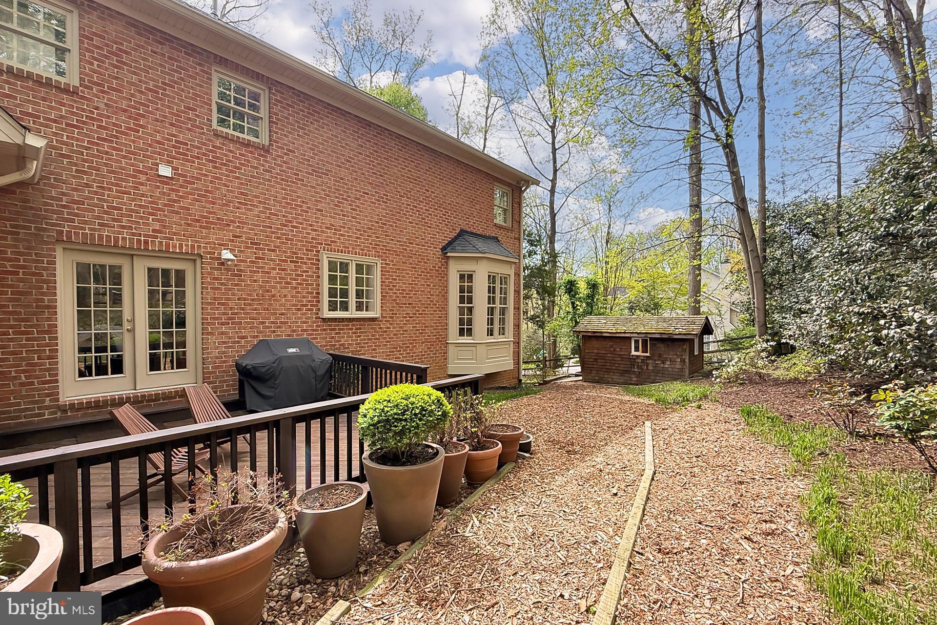 PLEASANT RIDGE - Residential