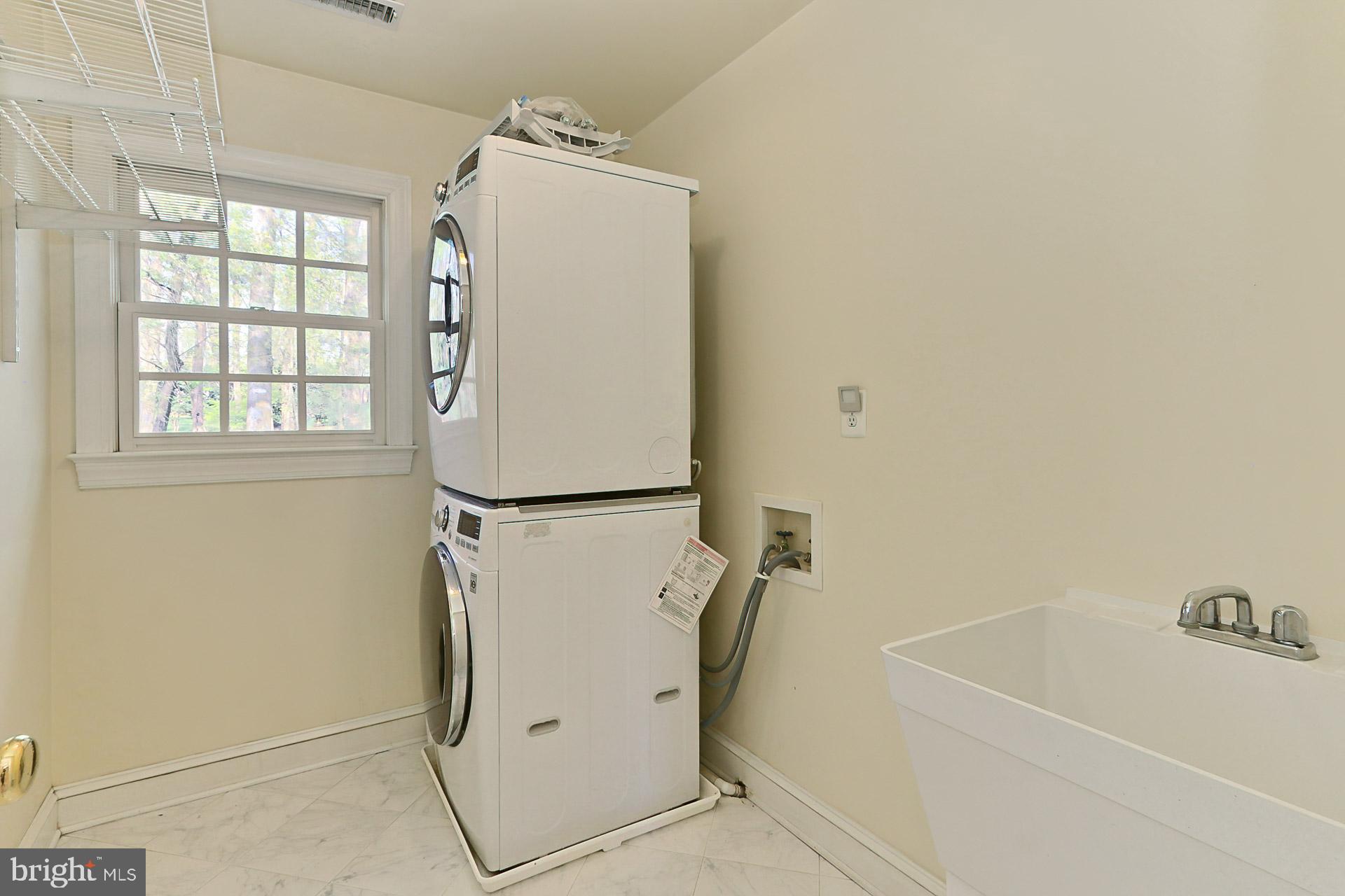 PLEASANT RIDGE - Residential