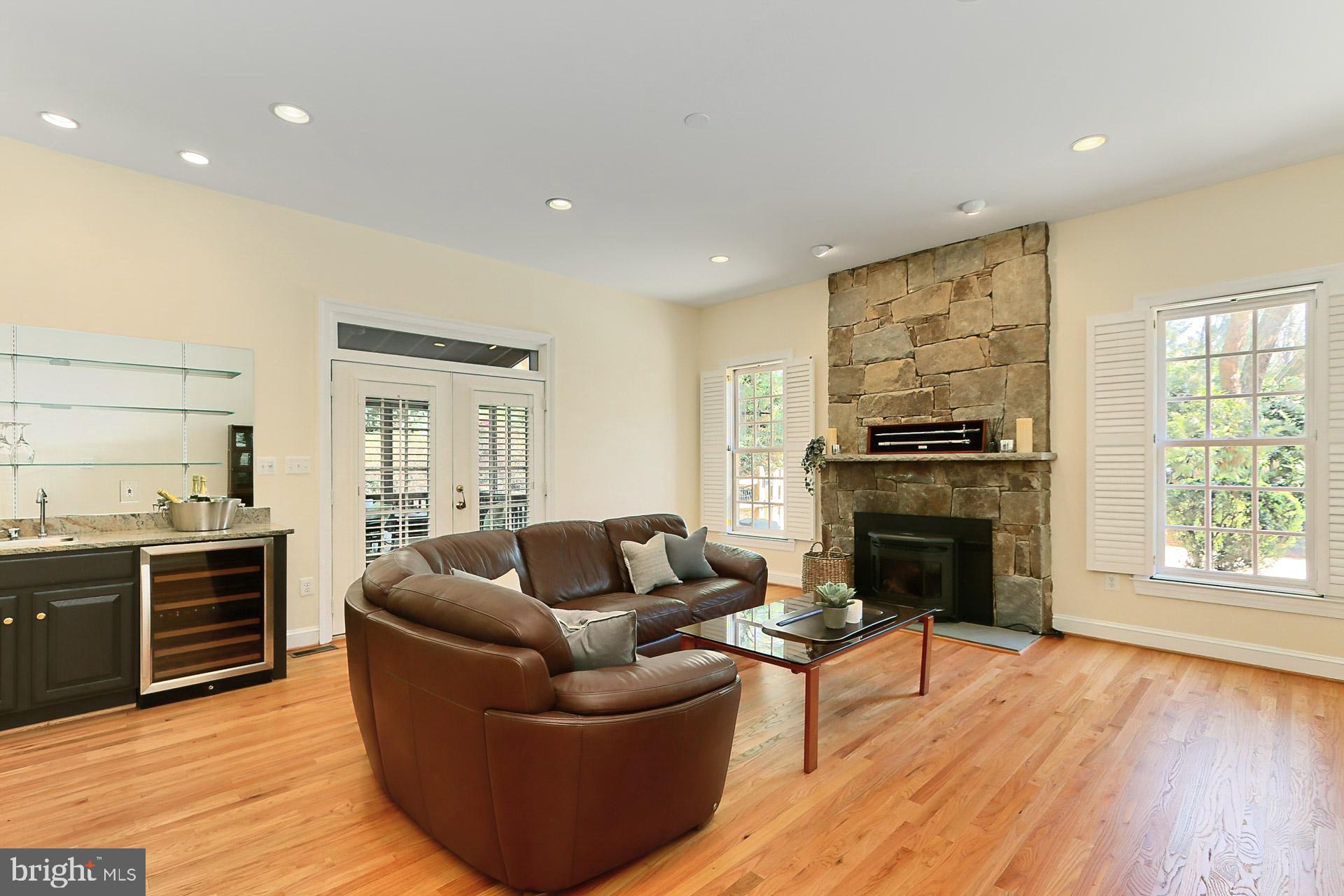 PLEASANT RIDGE - Residential