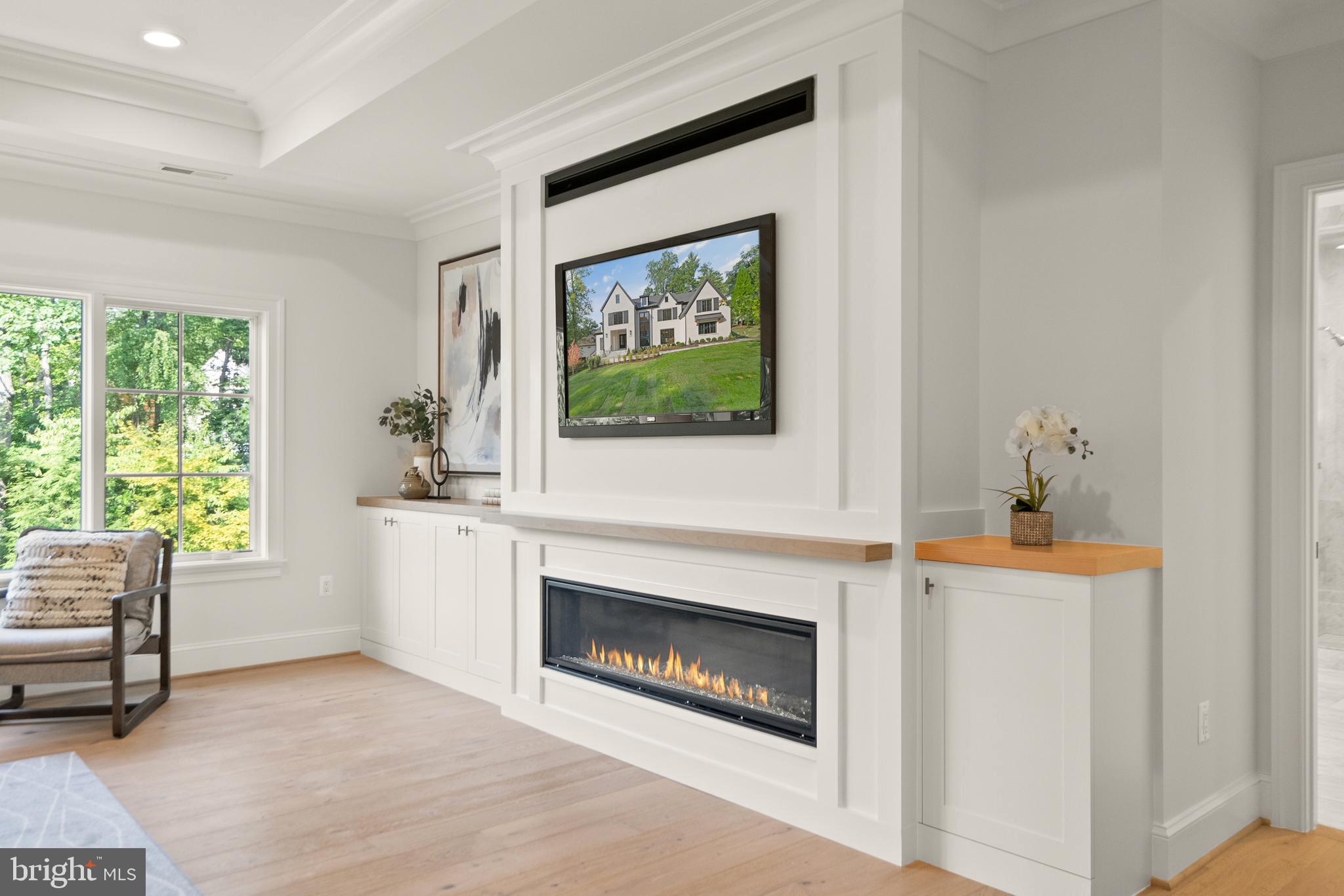 SALONA VILLAGE - Residential