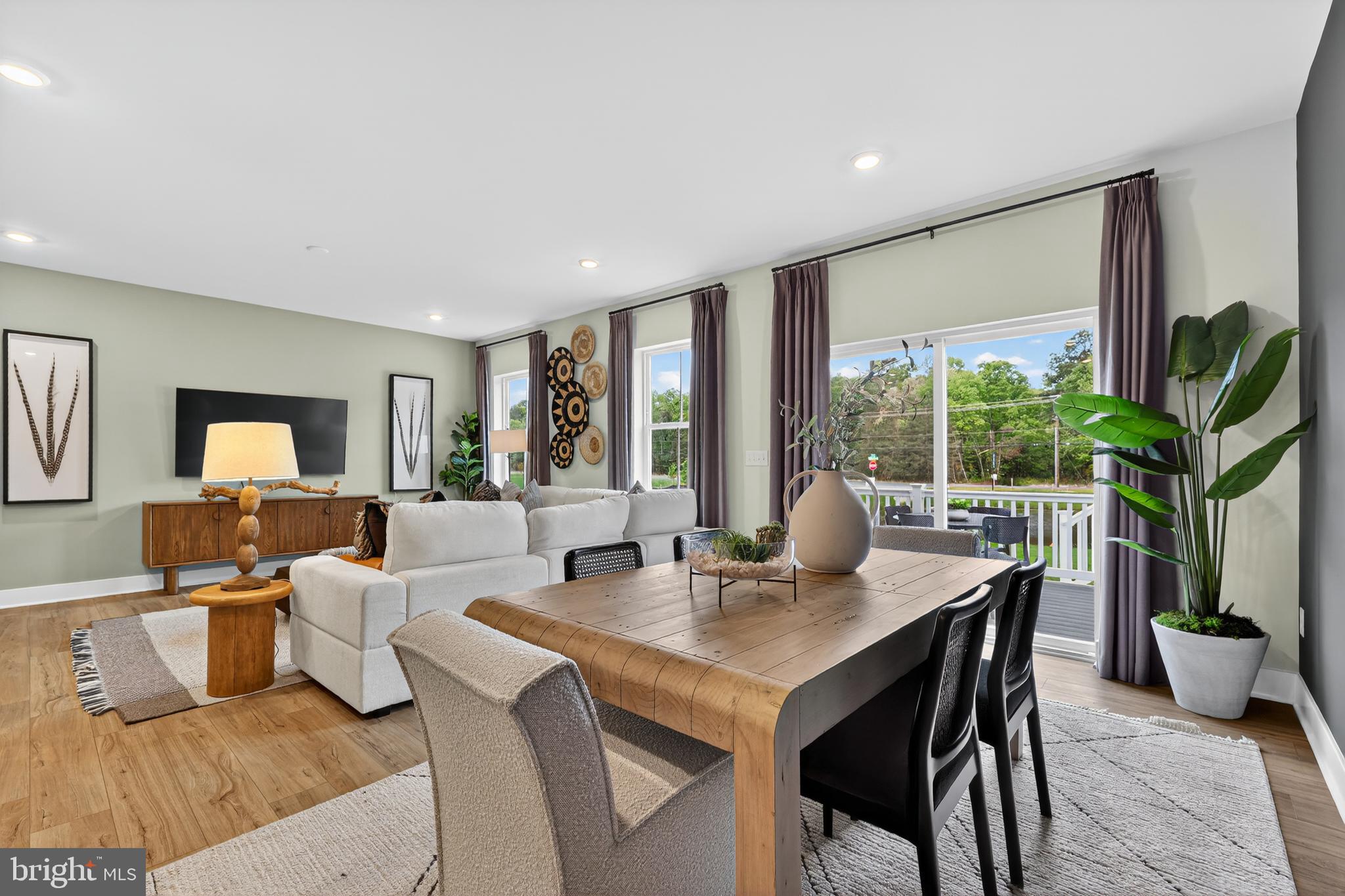 FOREST LANDING - ELLENDALE - Residential