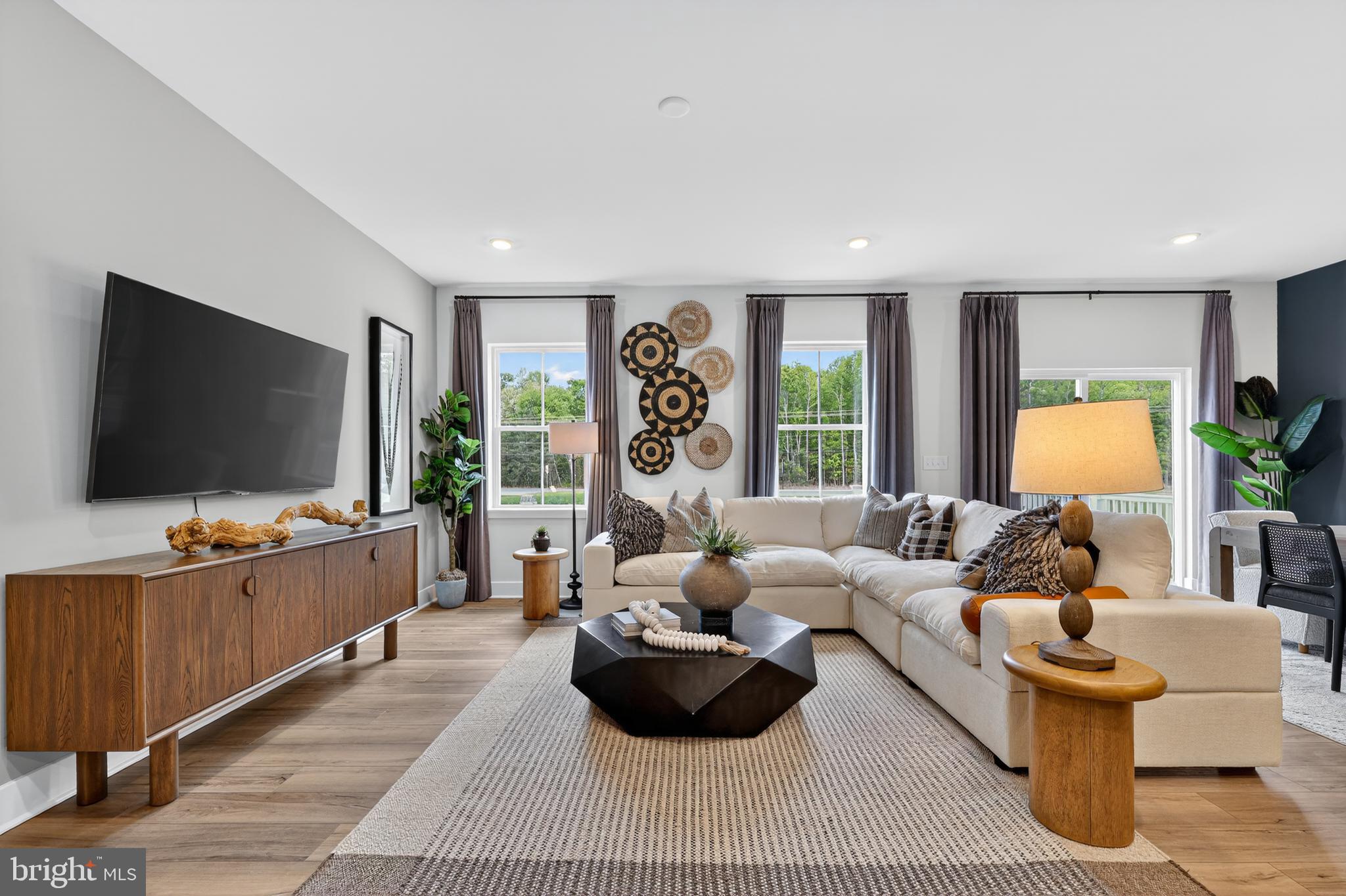 FOREST LANDING - ELLENDALE - Residential