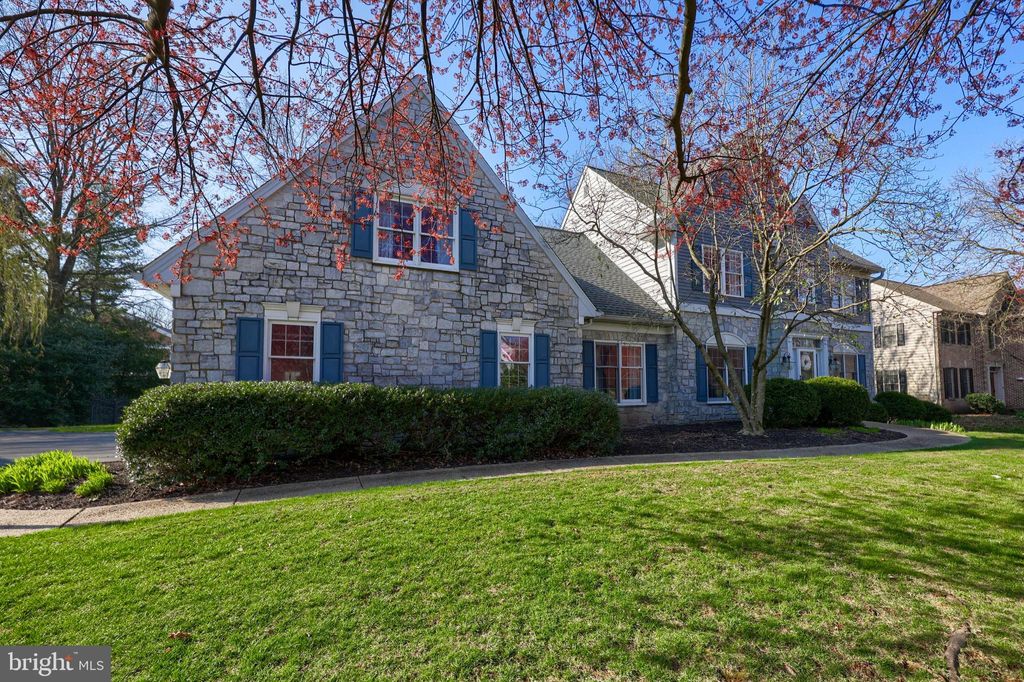 Photo of 1390 John Adams Drive, Lancaster, PA 17601 (MLS # PALA2048618)