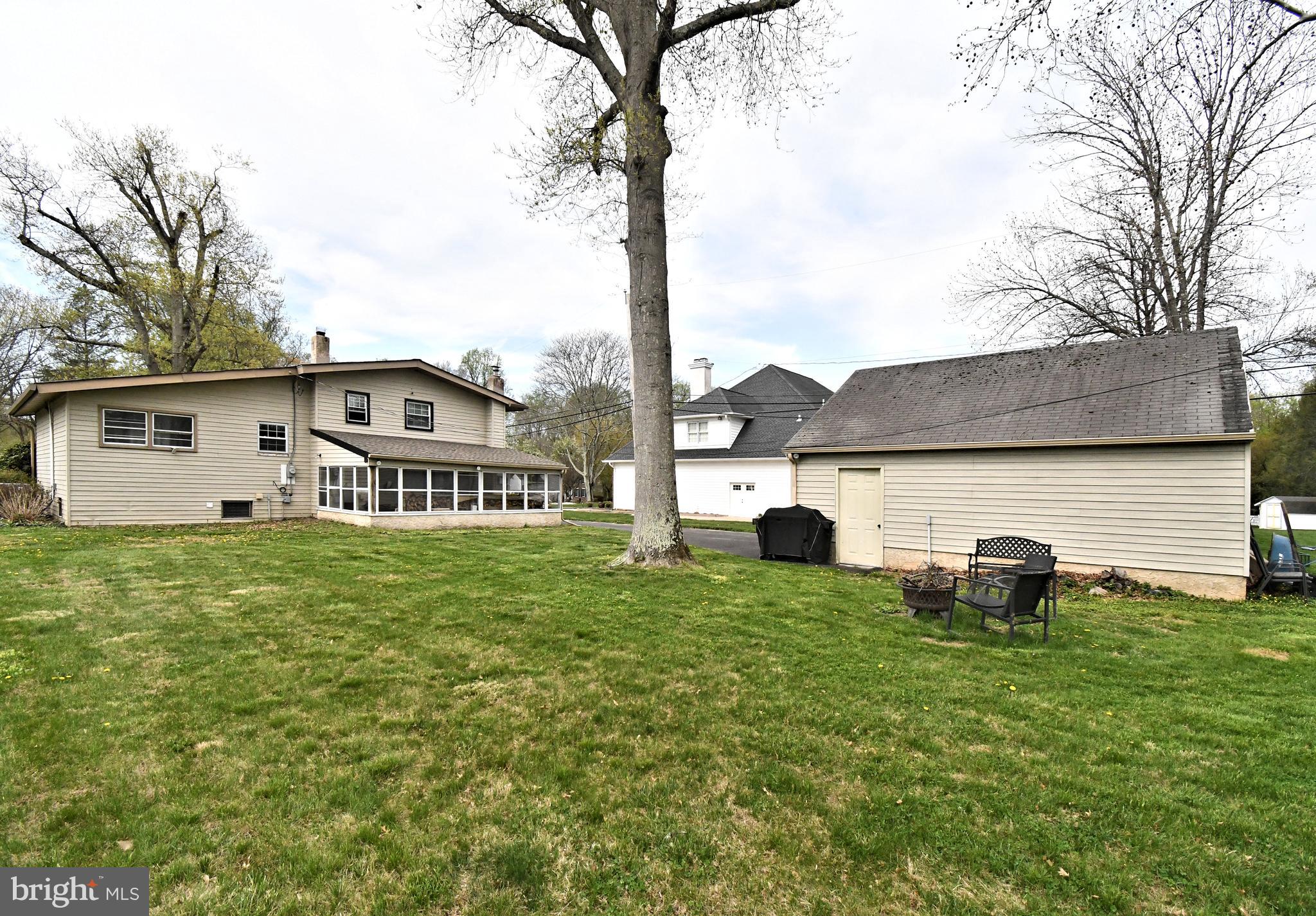 HUNTINGDON MEADOWS - Residential