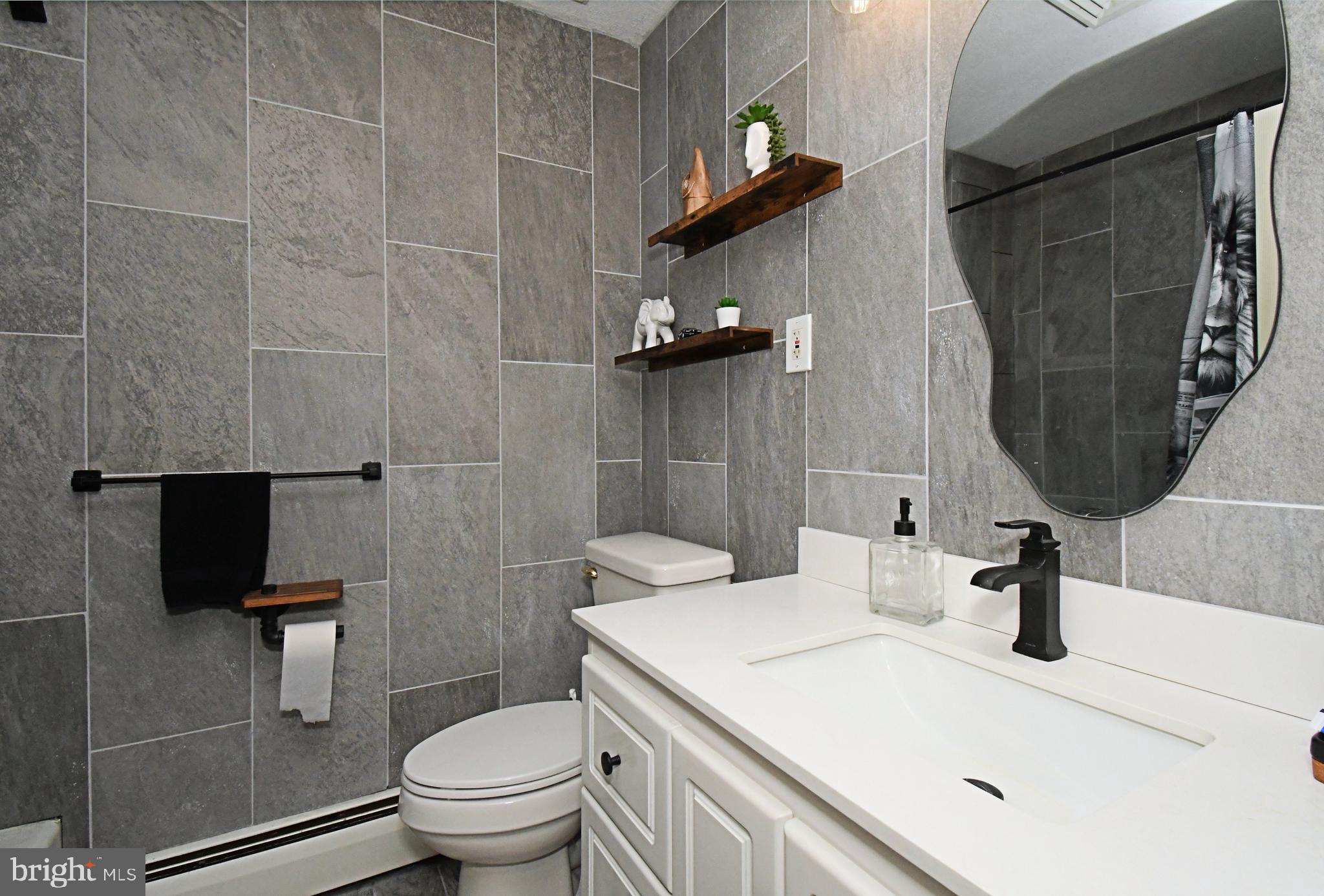 HUNTINGDON MEADOWS - Residential