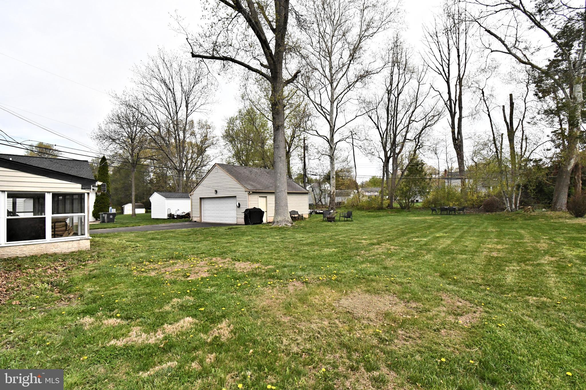 HUNTINGDON MEADOWS - Residential