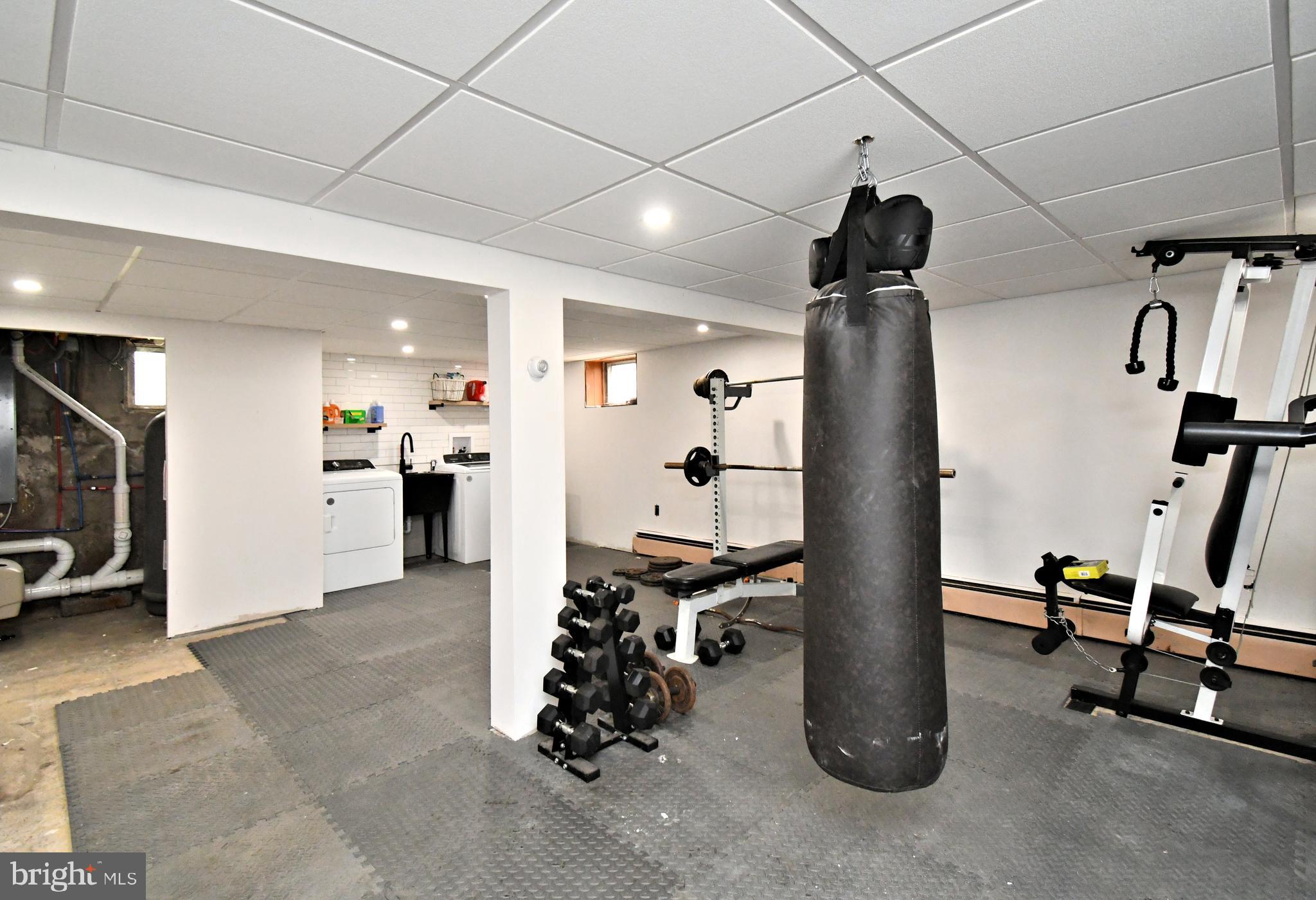 HUNTINGDON MEADOWS - Residential