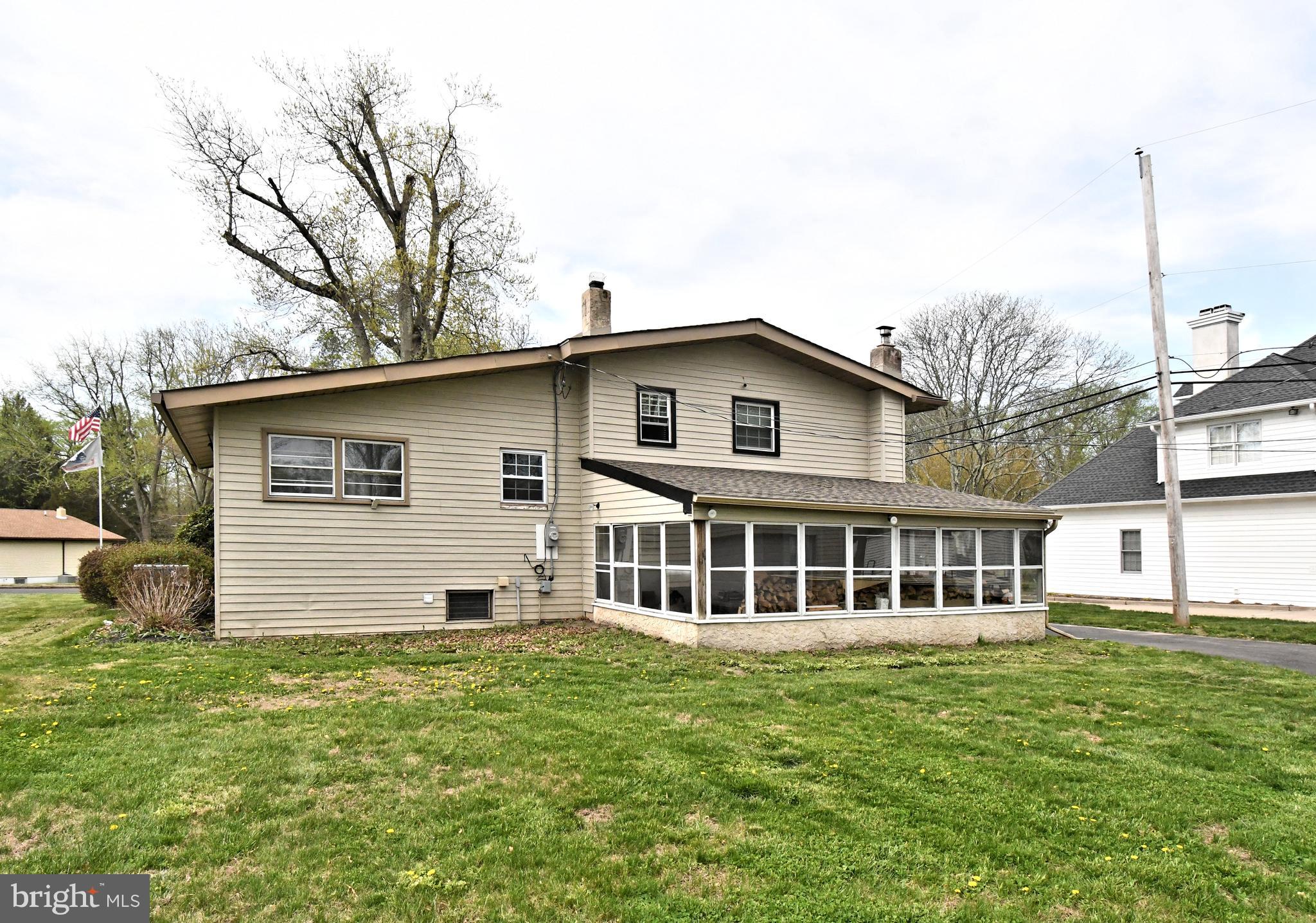HUNTINGDON MEADOWS - Residential