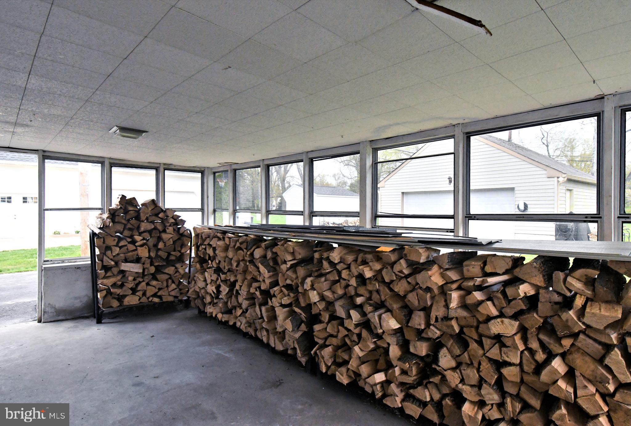 HUNTINGDON MEADOWS - Residential