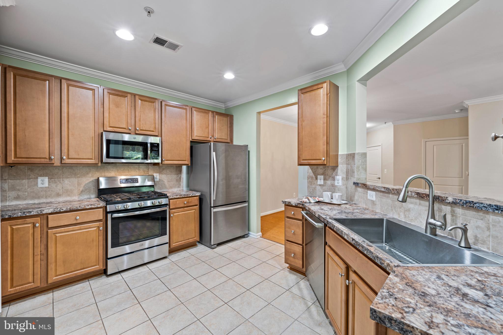 MONMOUTH MEADOWS - Residential