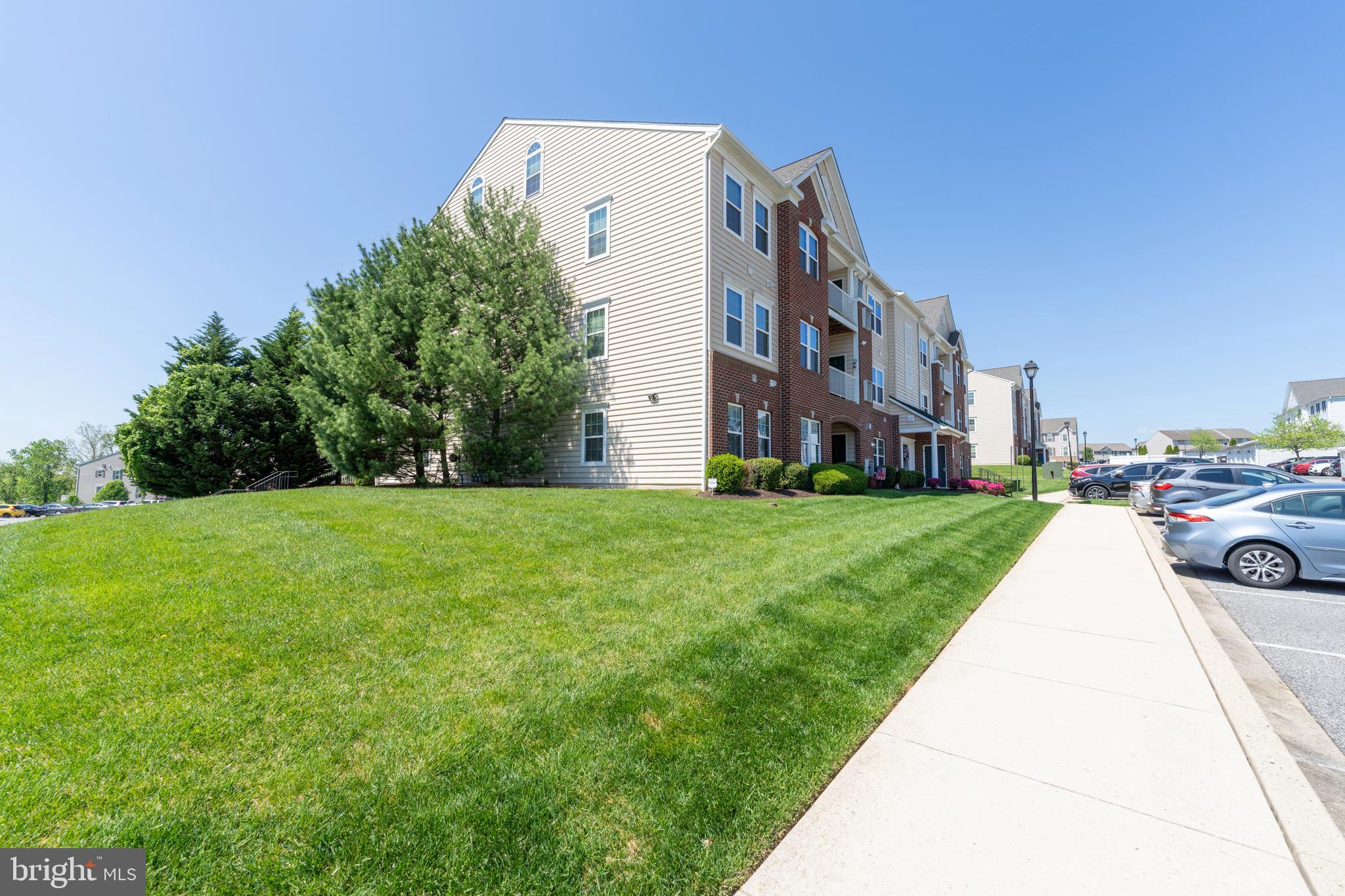 MONMOUTH MEADOWS - Residential