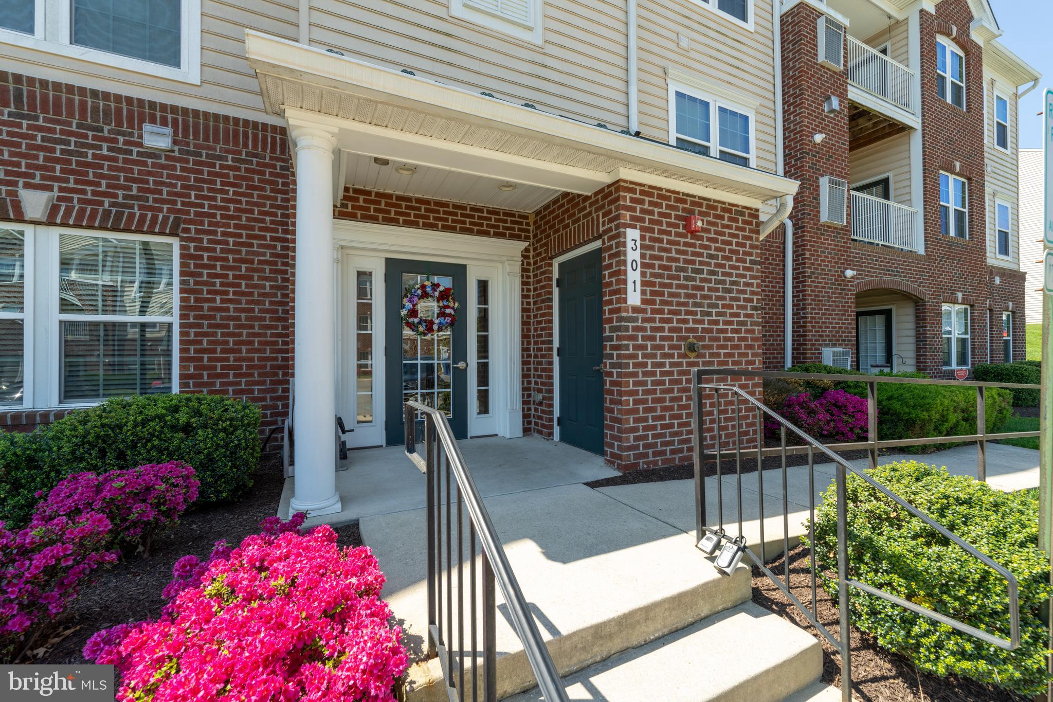 MONMOUTH MEADOWS - Residential